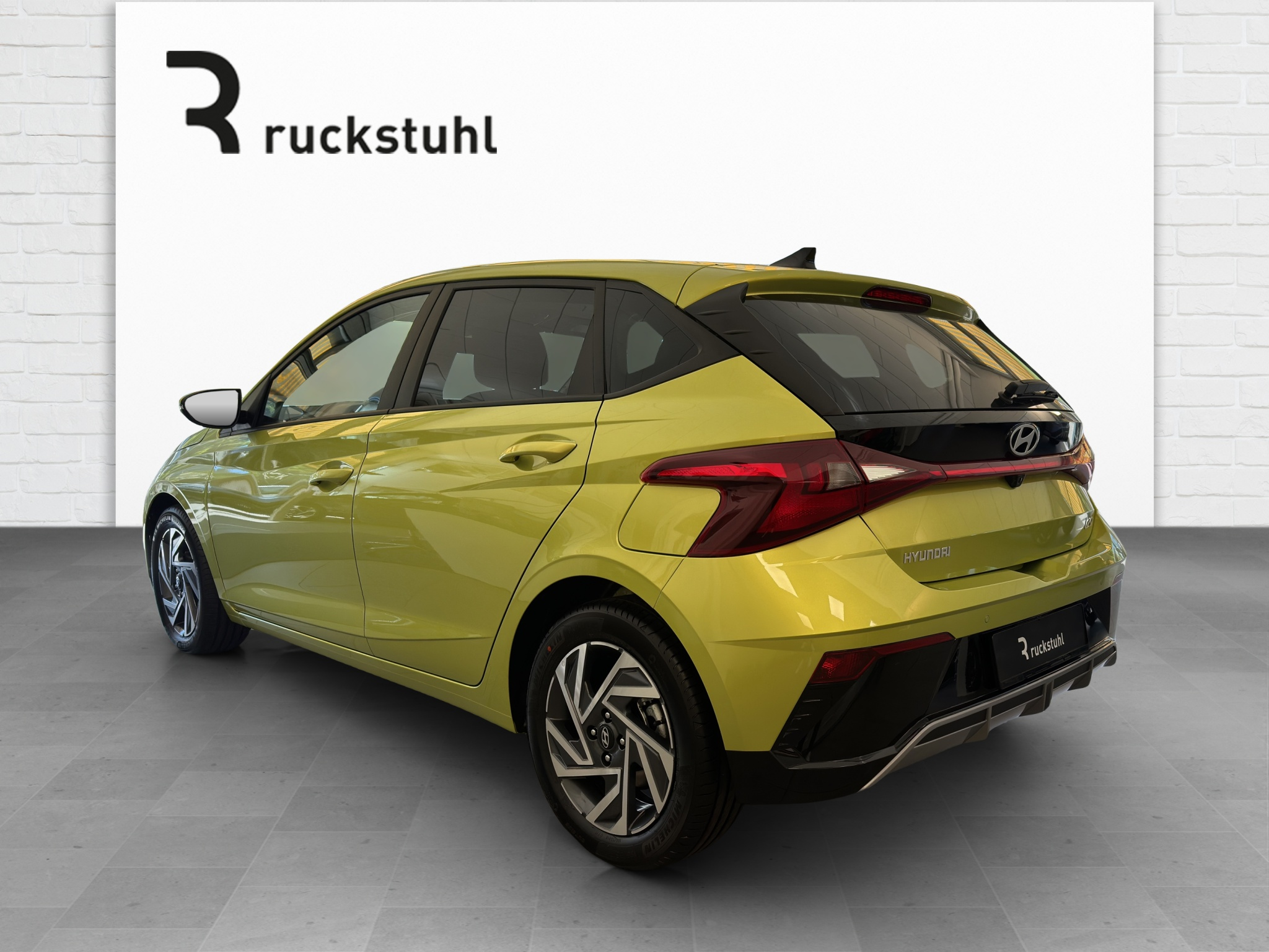 listing desktop thumbnail image 3