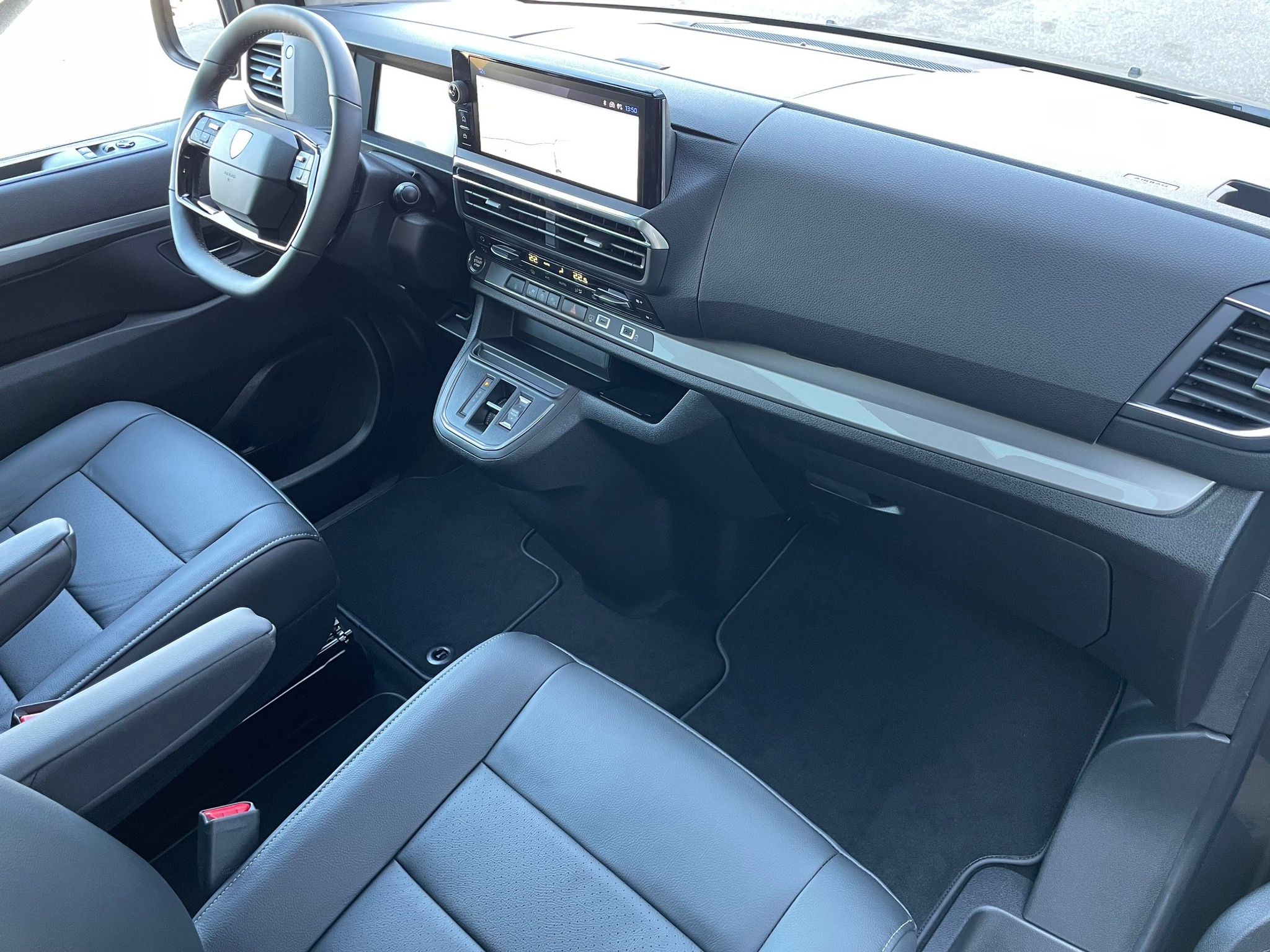 listing desktop thumbnail image 12