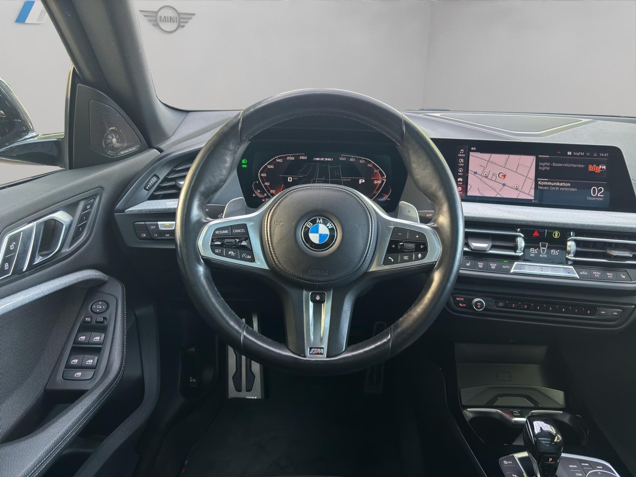 listing desktop thumbnail image 5