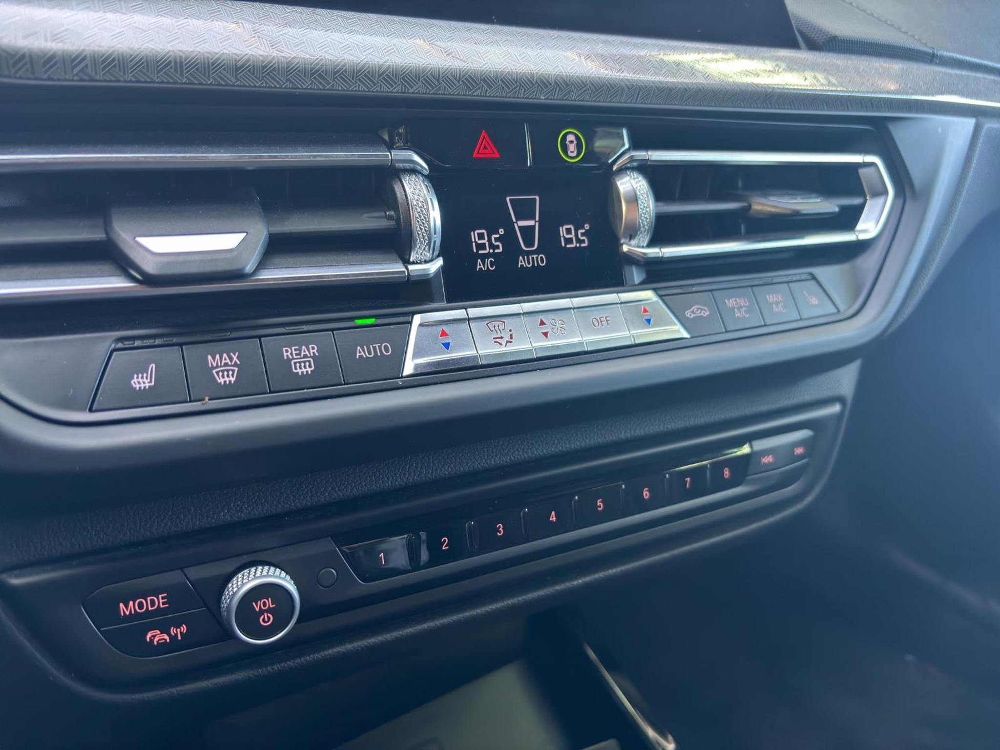 listing desktop thumbnail image 16