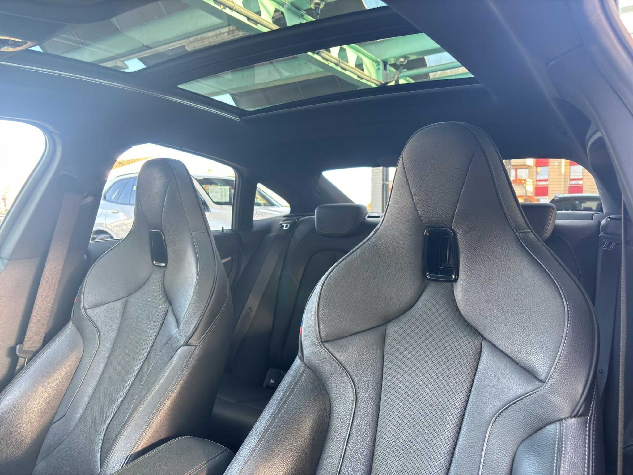 listing desktop thumbnail image 15