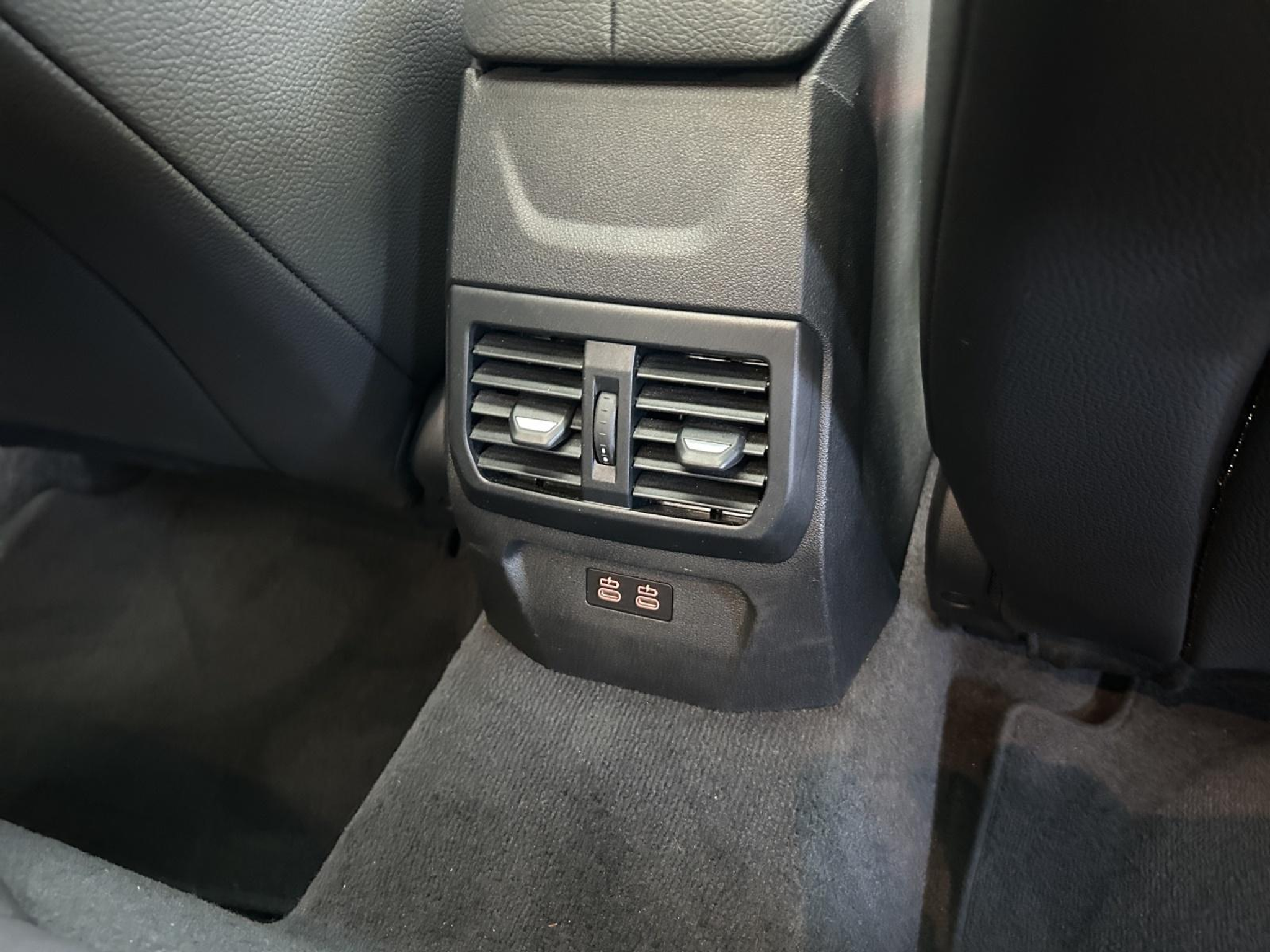 listing desktop thumbnail image 20