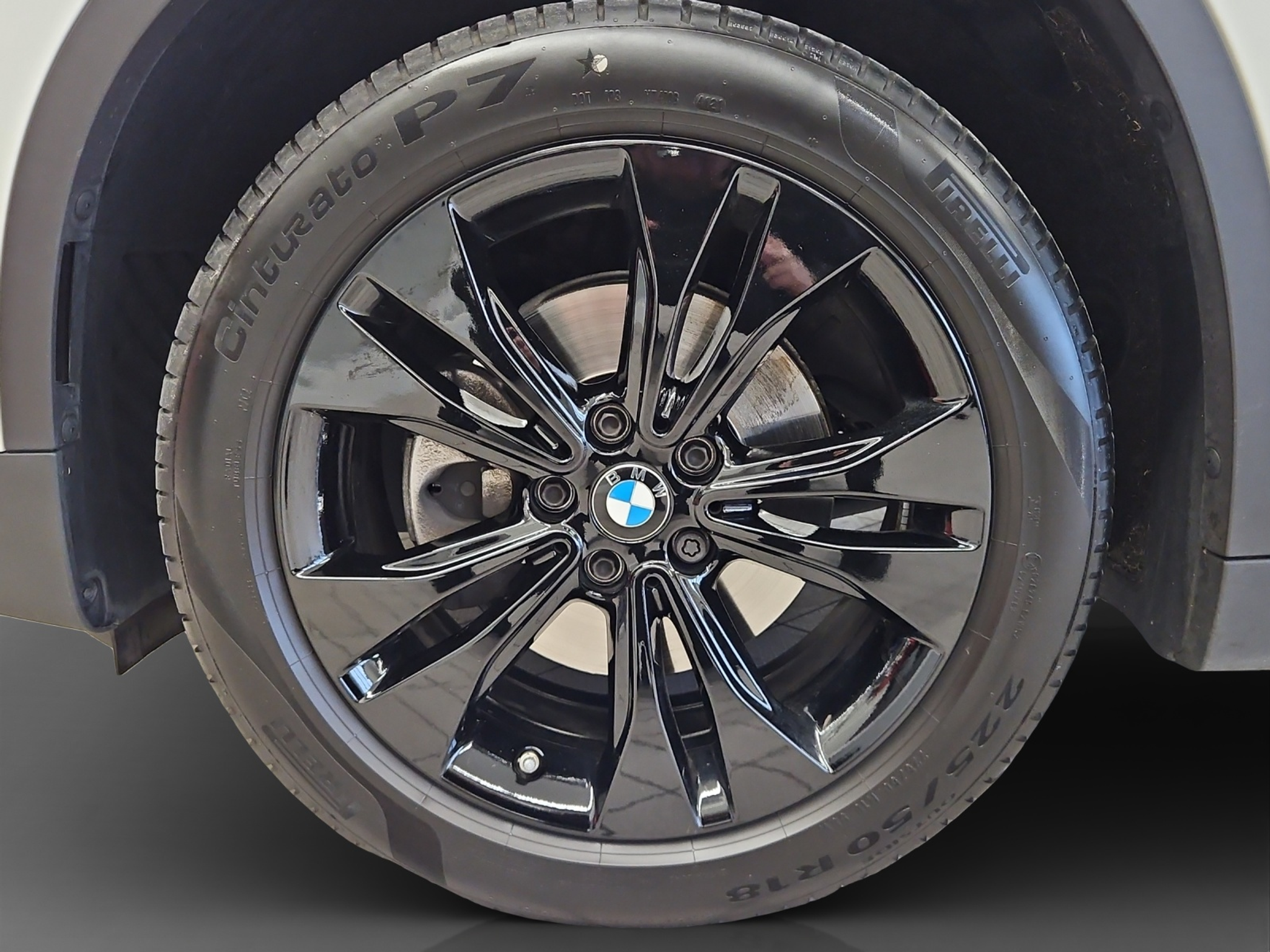 listing desktop thumbnail image 8