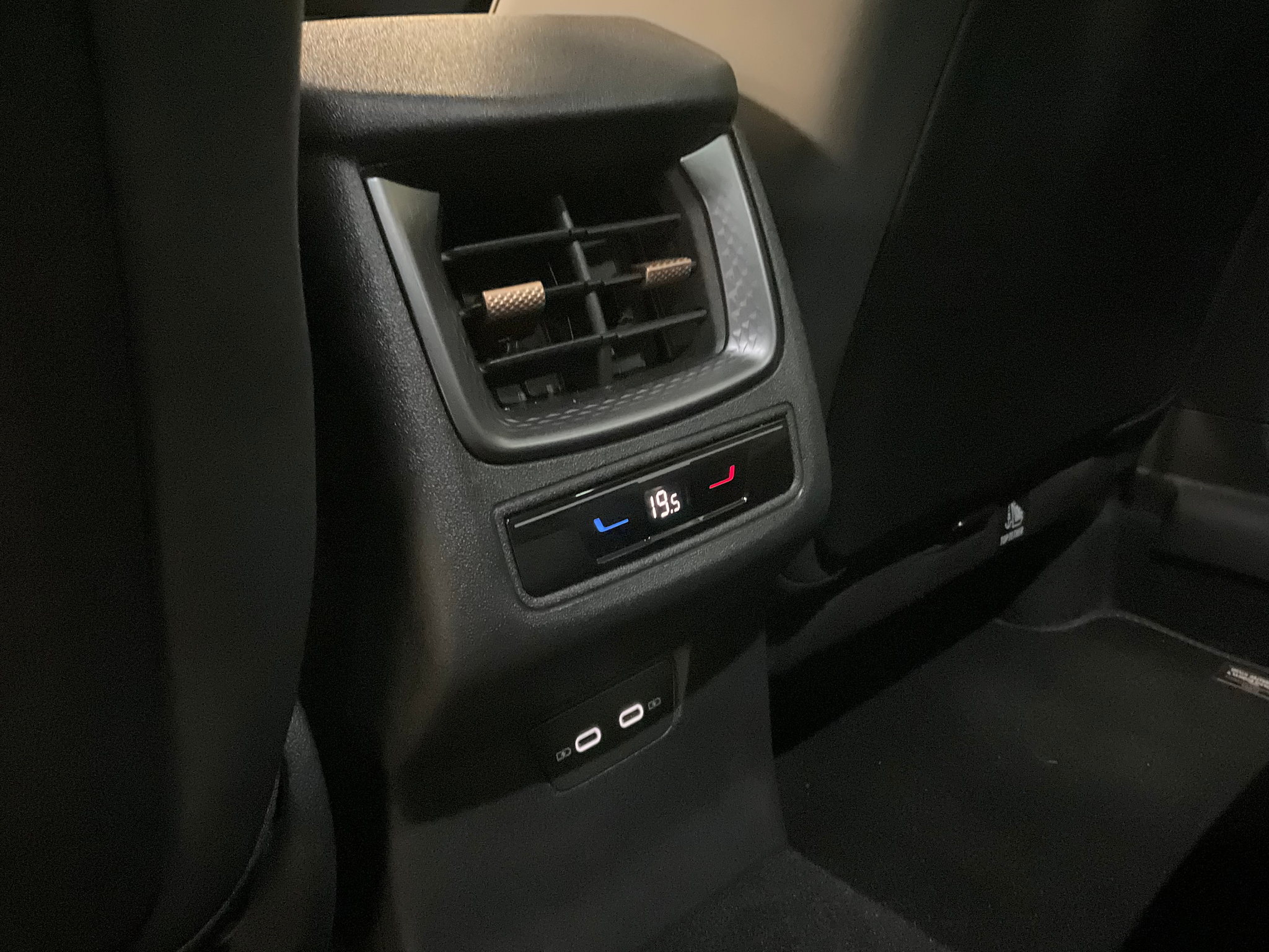 listing desktop thumbnail image 18