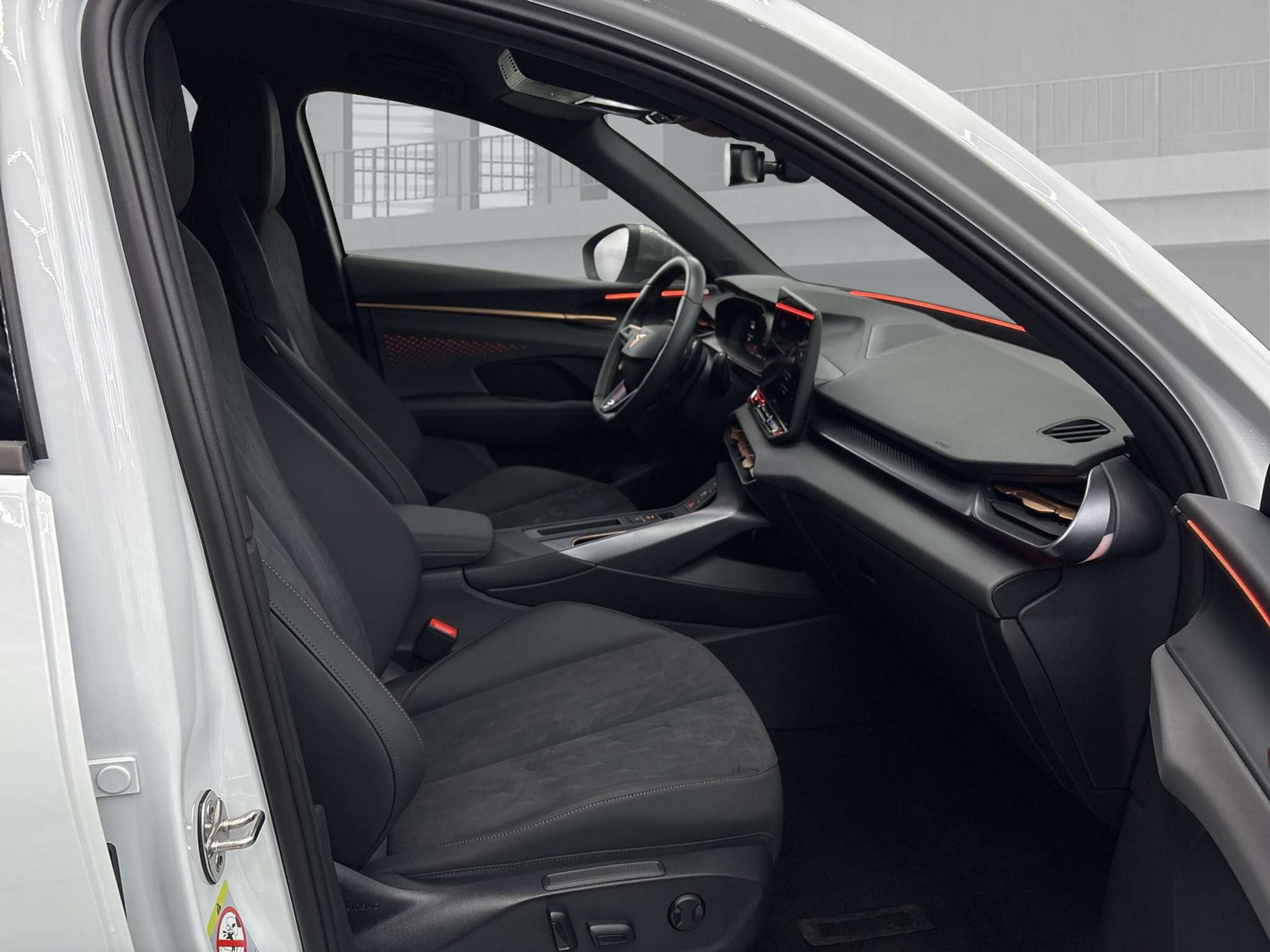 listing desktop thumbnail image 10