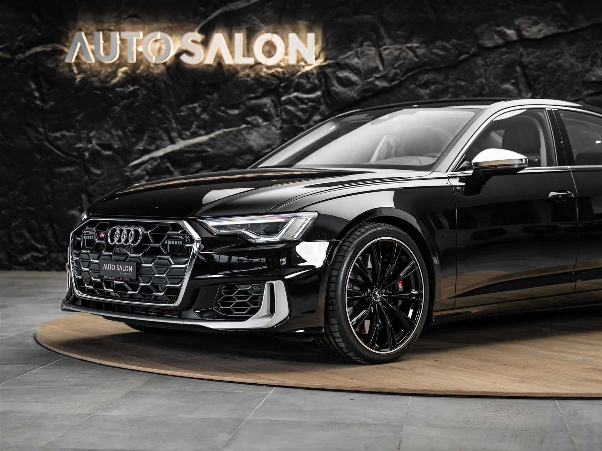 listing desktop thumbnail image 14