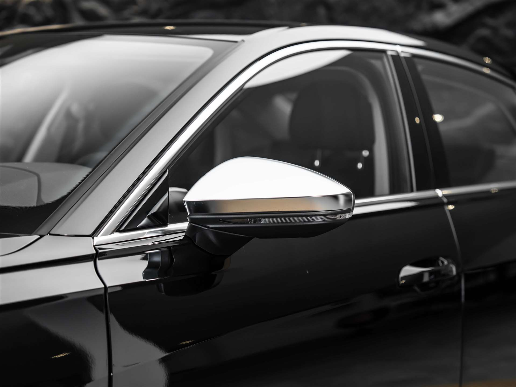 listing desktop thumbnail image 15