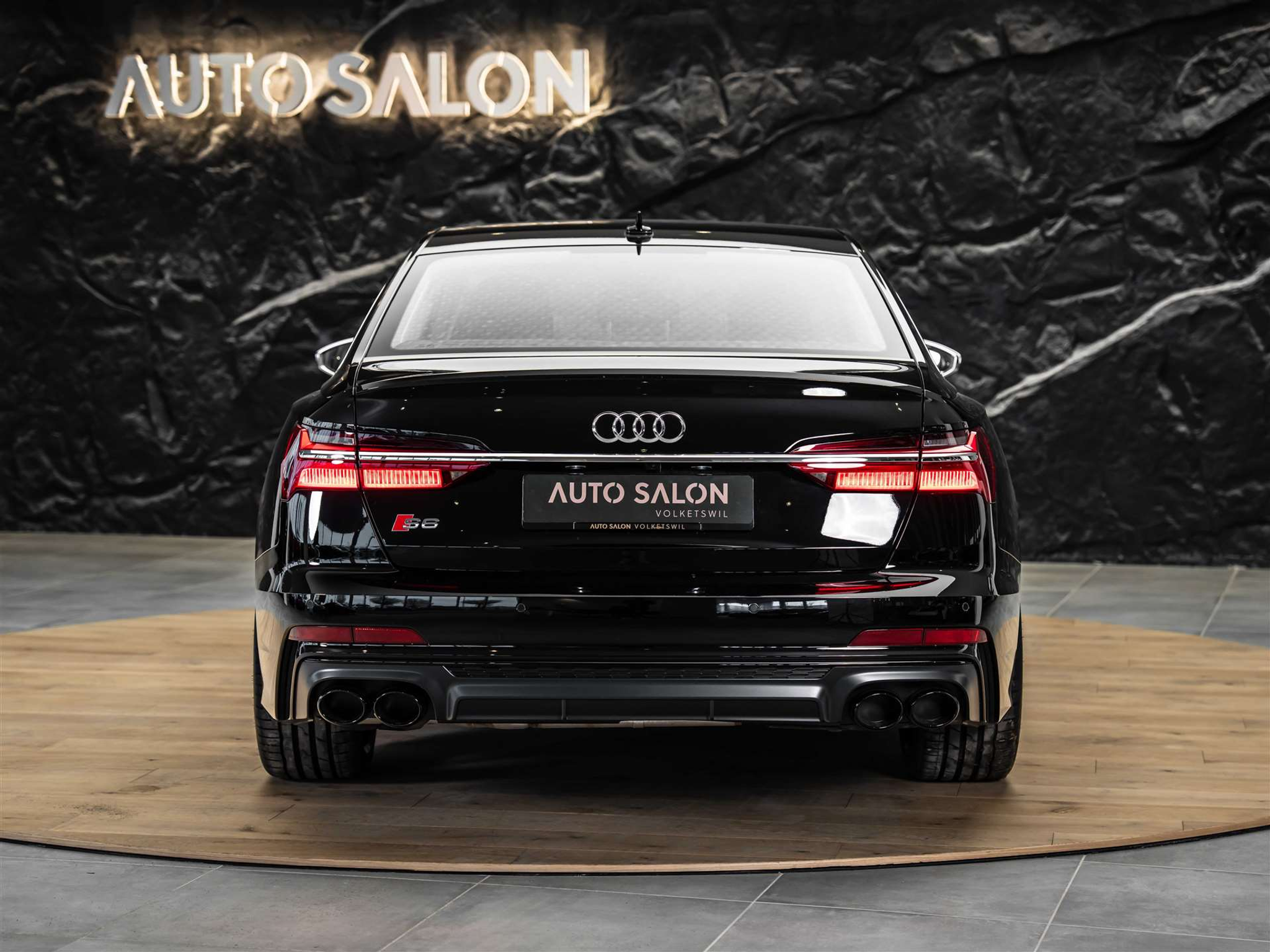 listing desktop thumbnail image 3