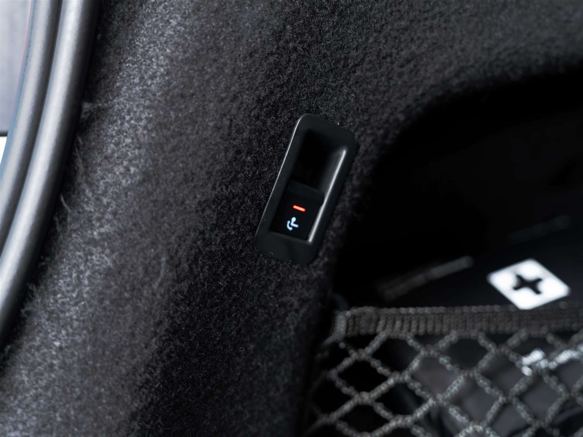 listing desktop thumbnail image 44