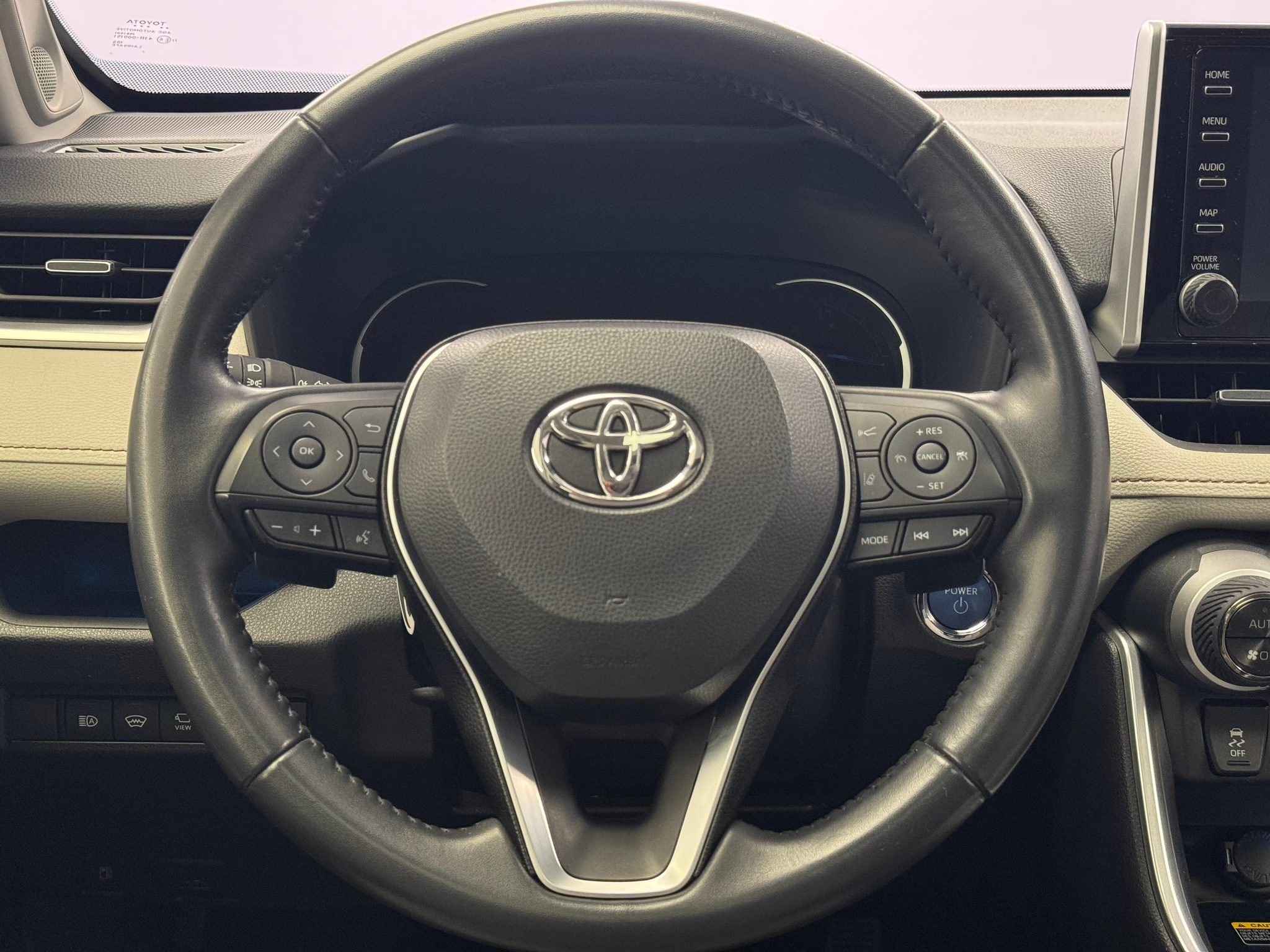 listing desktop thumbnail image 12