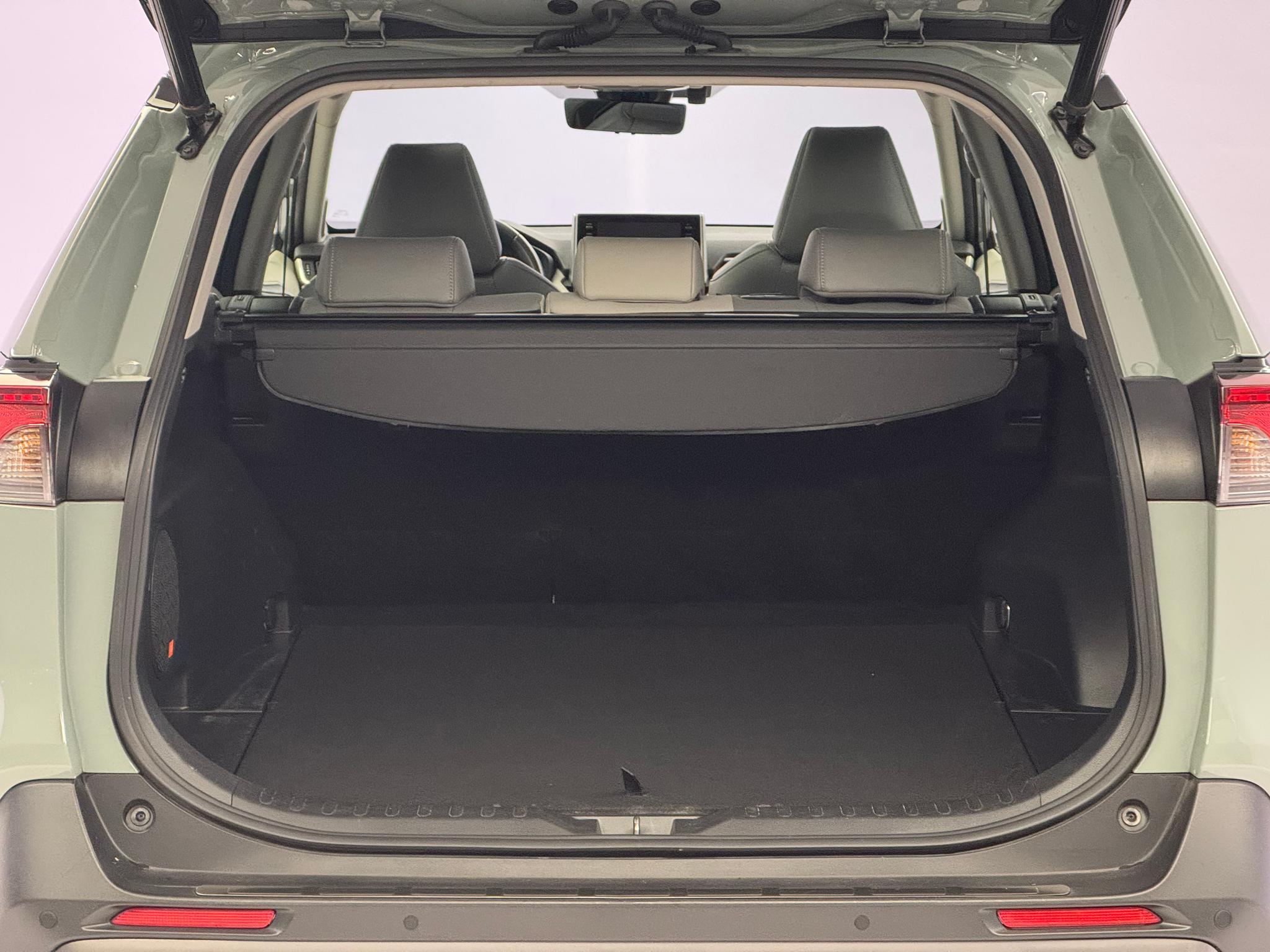 listing desktop thumbnail image 10