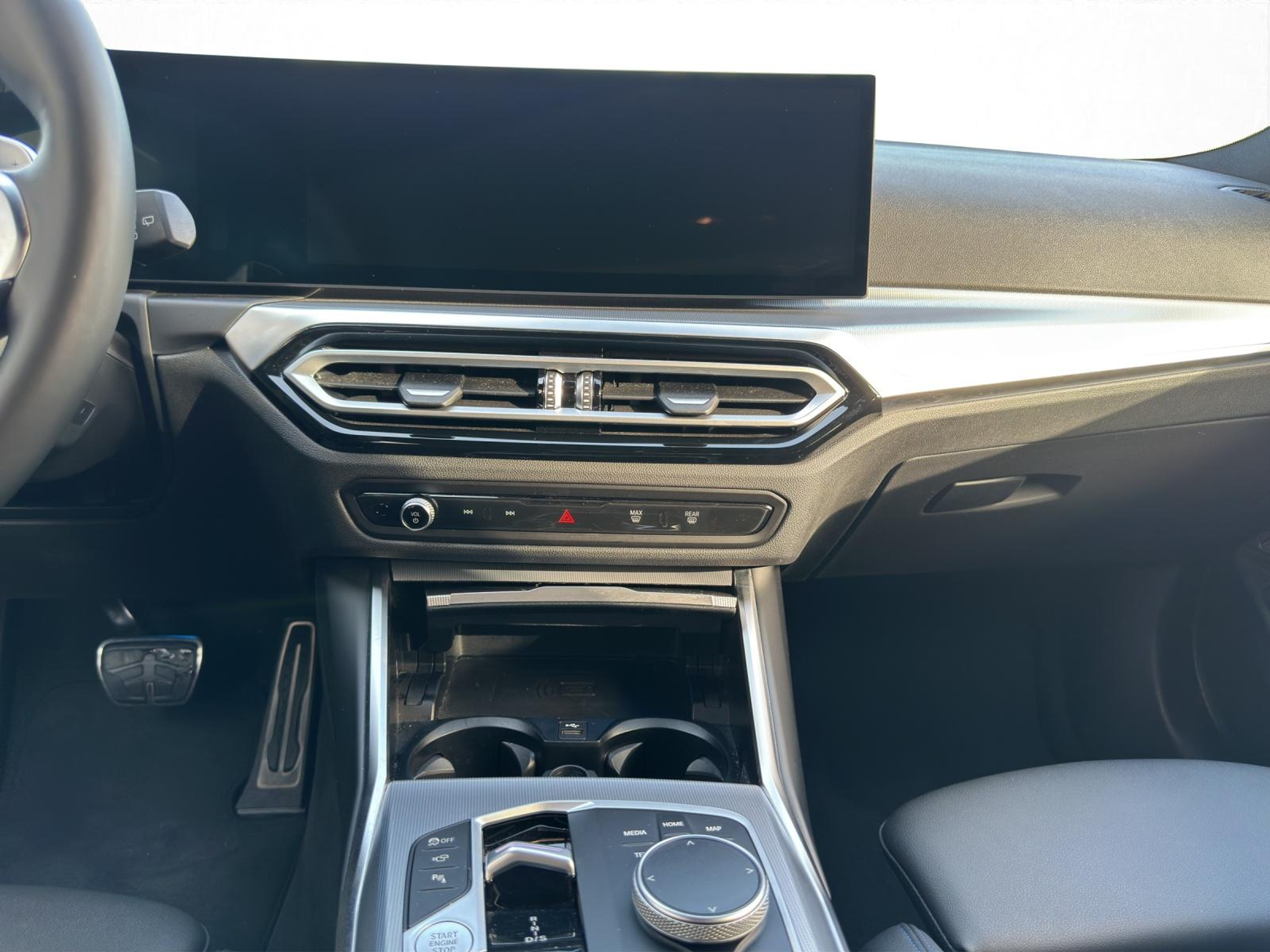 listing desktop thumbnail image 11