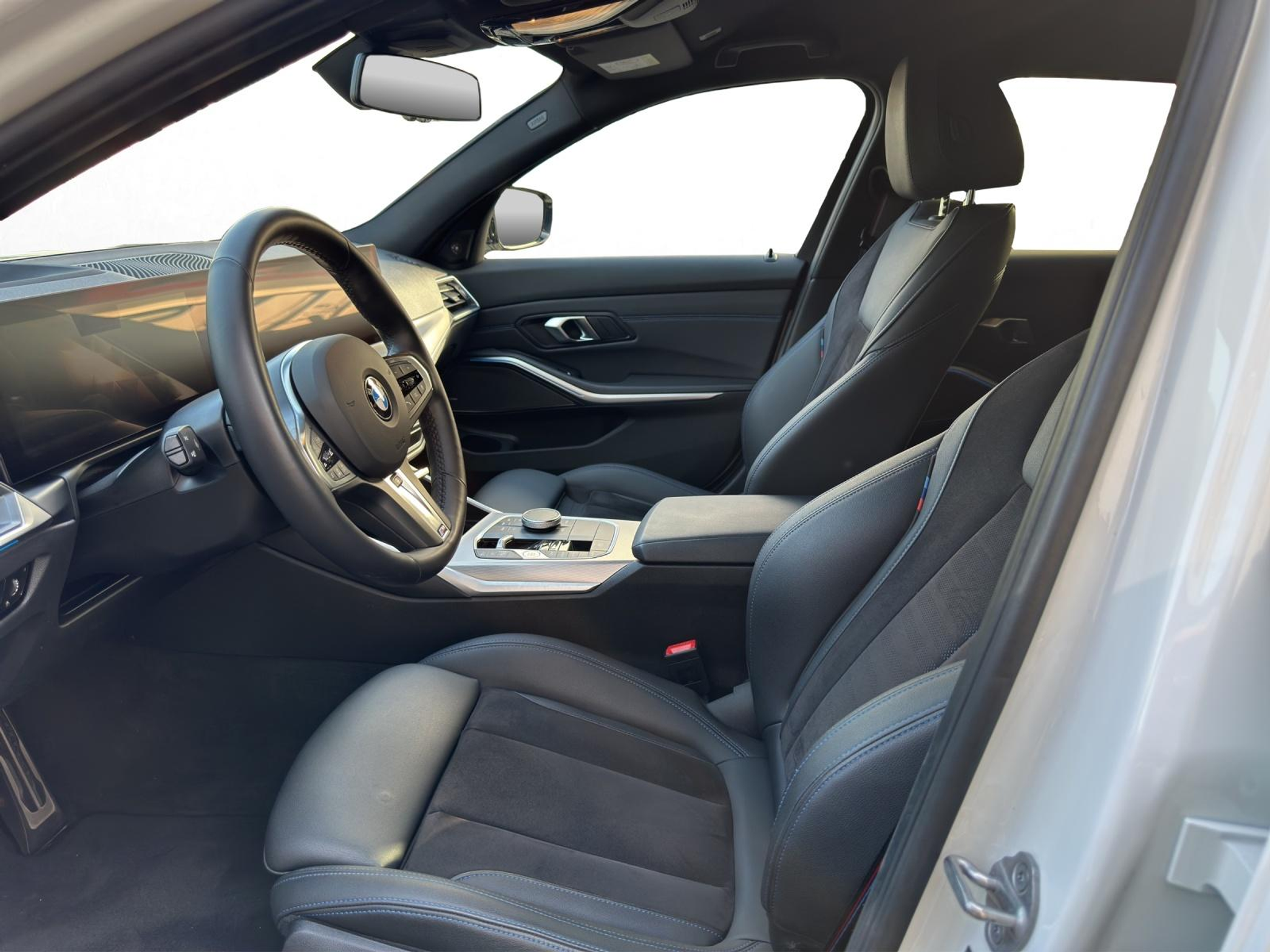 listing desktop thumbnail image 8