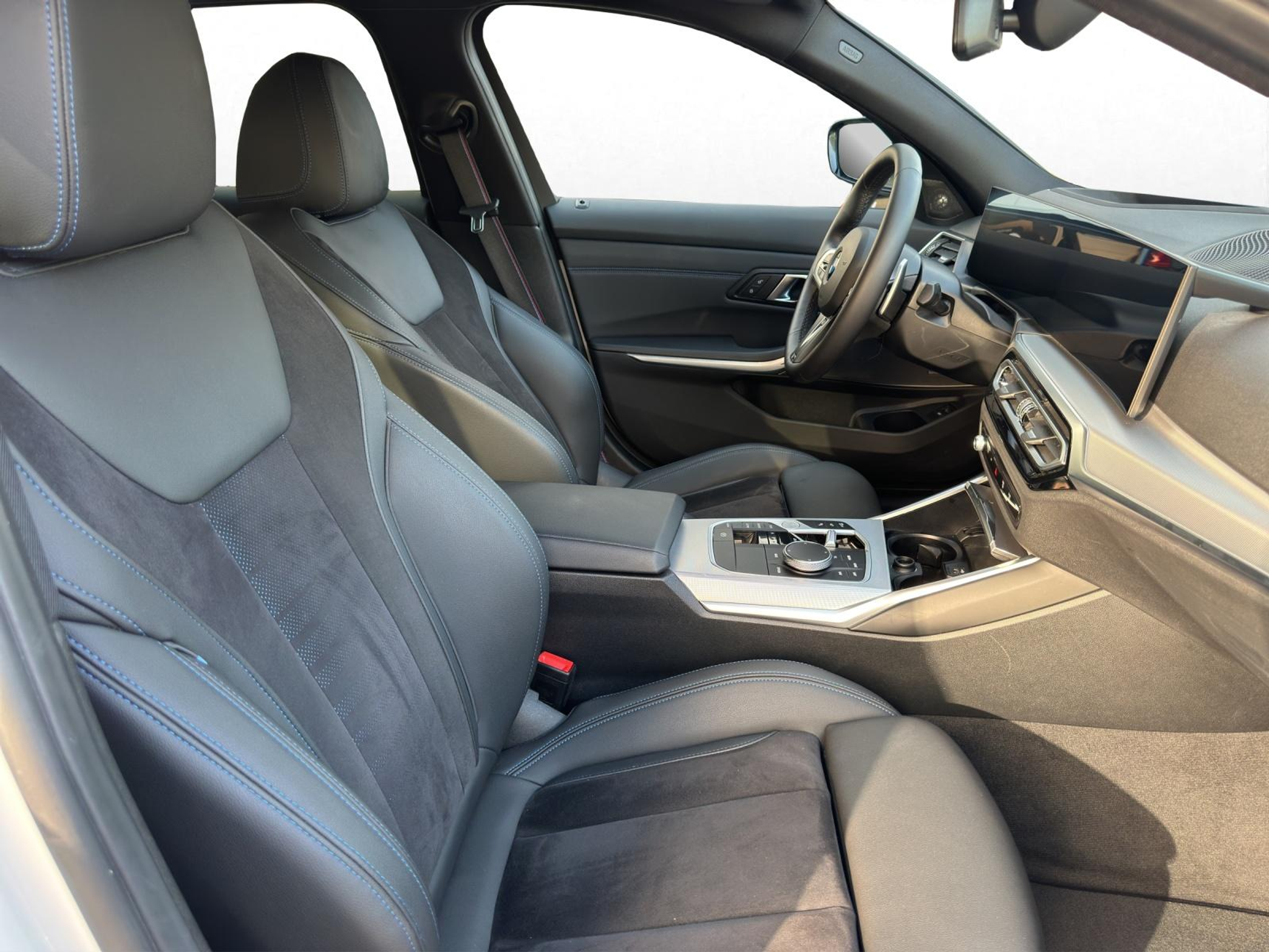 listing desktop thumbnail image 14