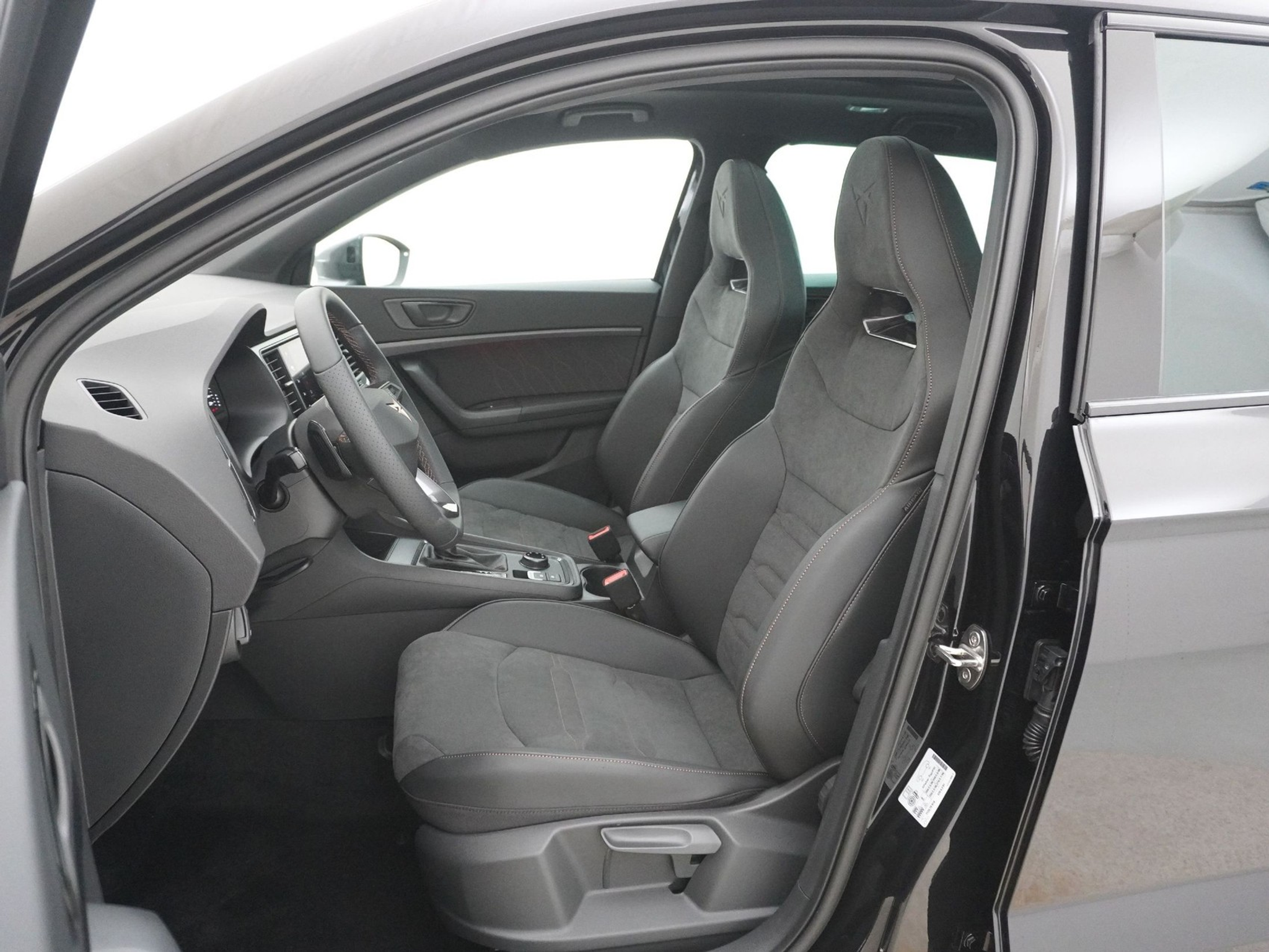 listing desktop thumbnail image 12