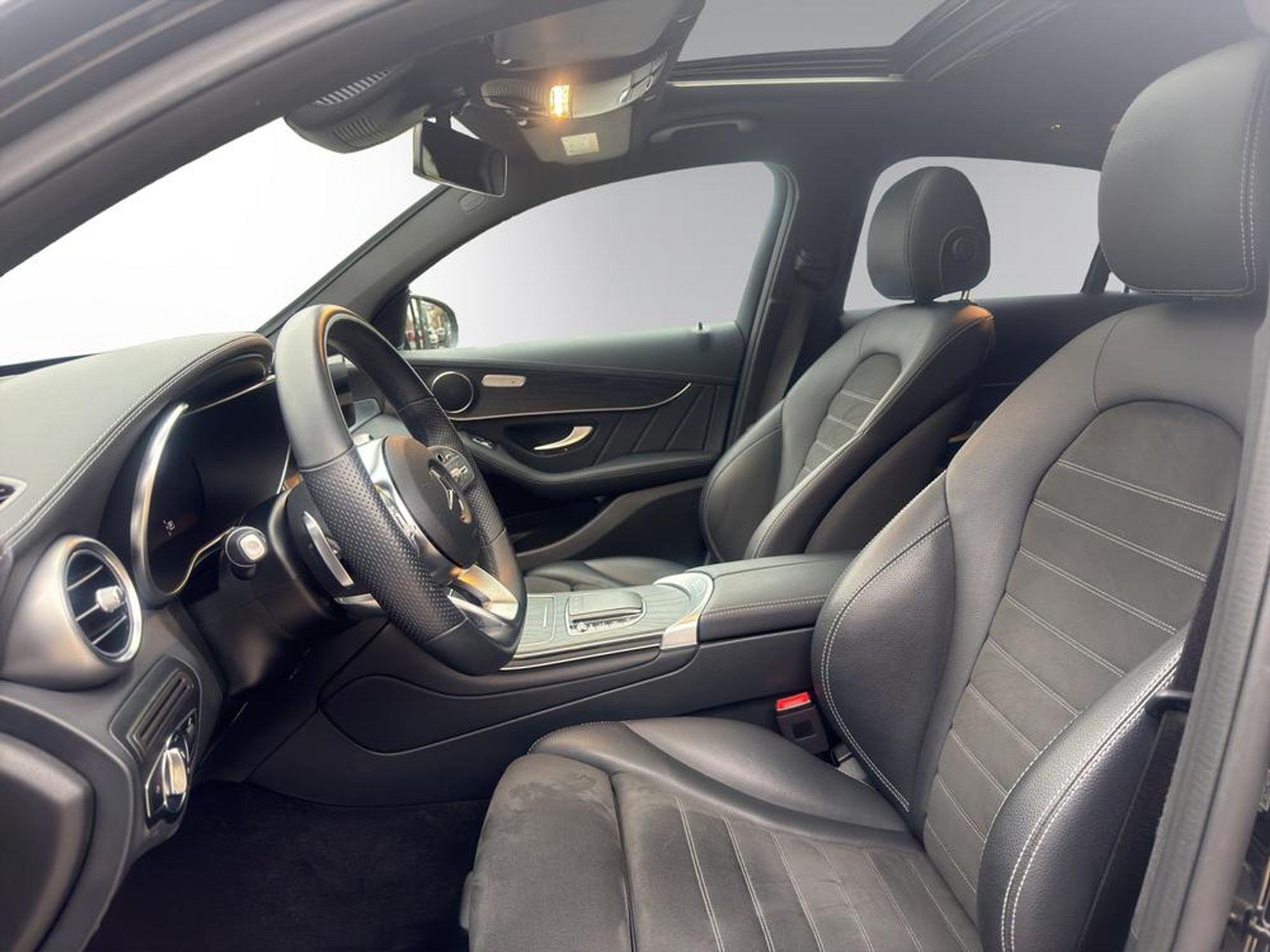 listing desktop thumbnail image 6