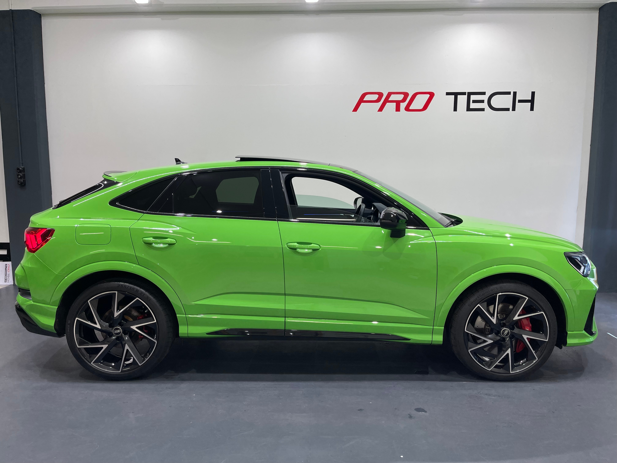 listing desktop thumbnail image 1