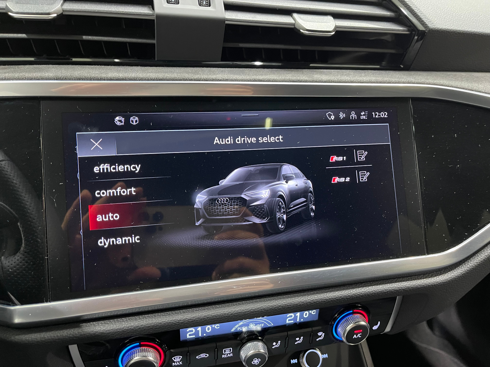 listing desktop thumbnail image 25