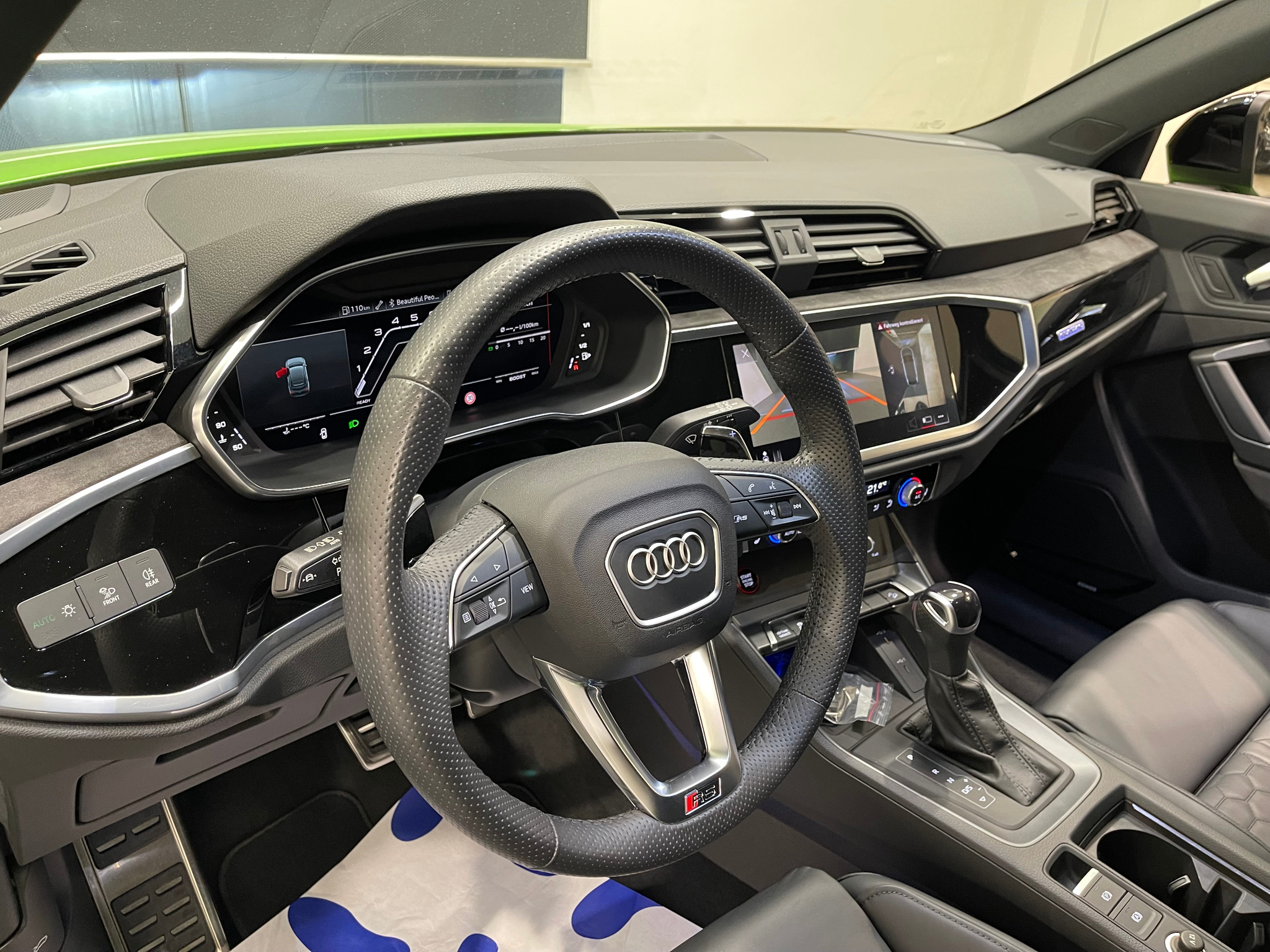 listing desktop thumbnail image 18