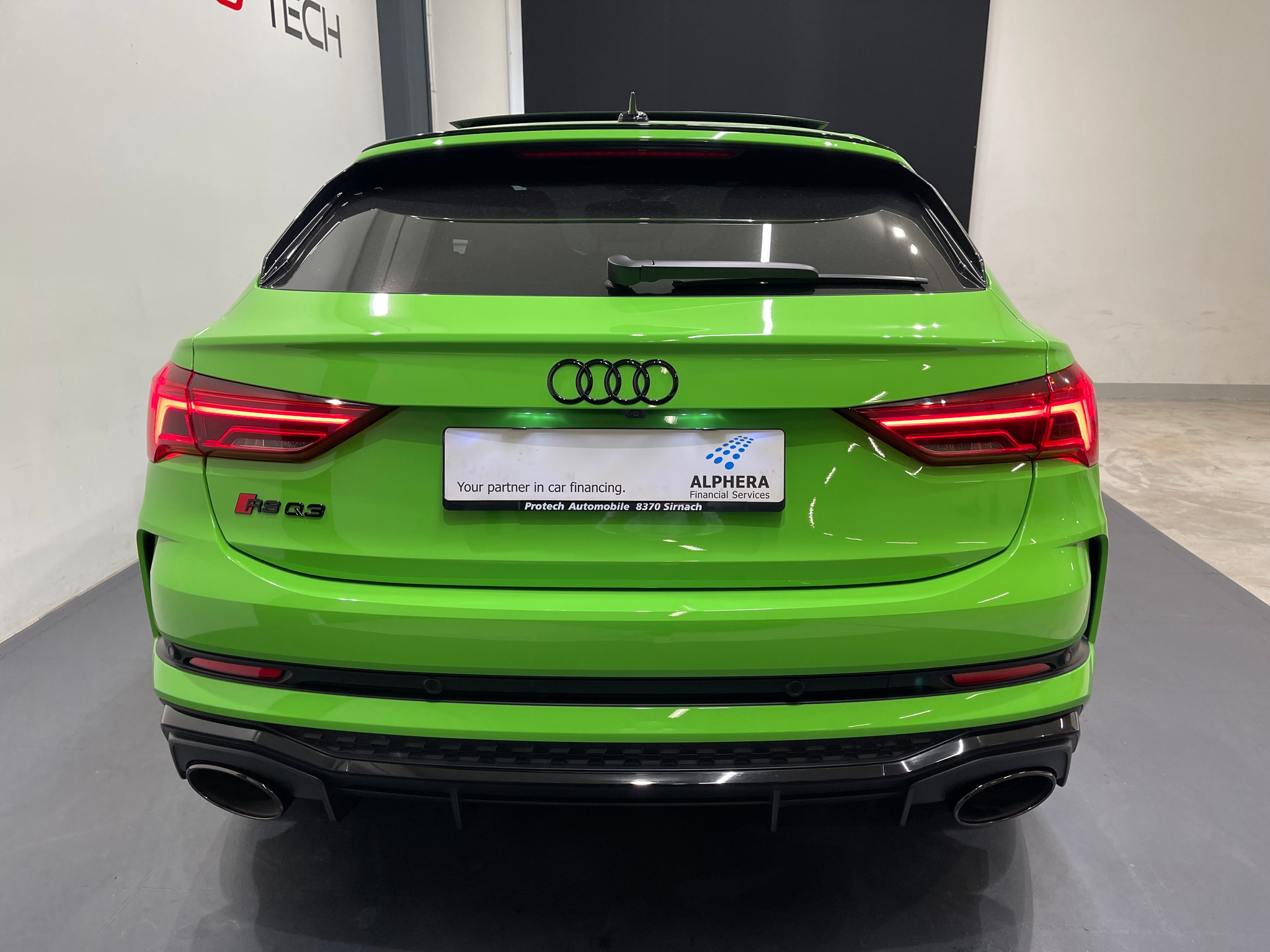 listing desktop thumbnail image 3