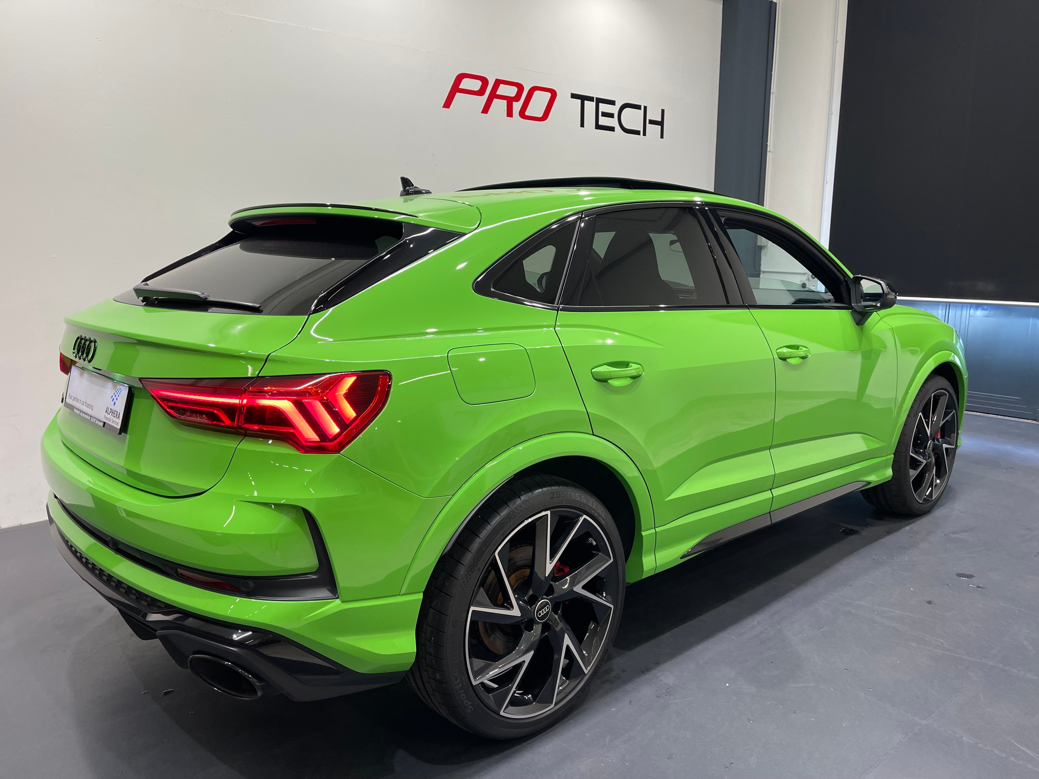 listing desktop thumbnail image 2