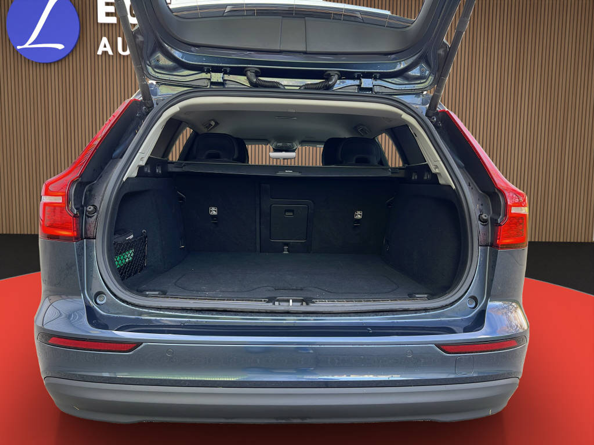 listing desktop thumbnail image 9