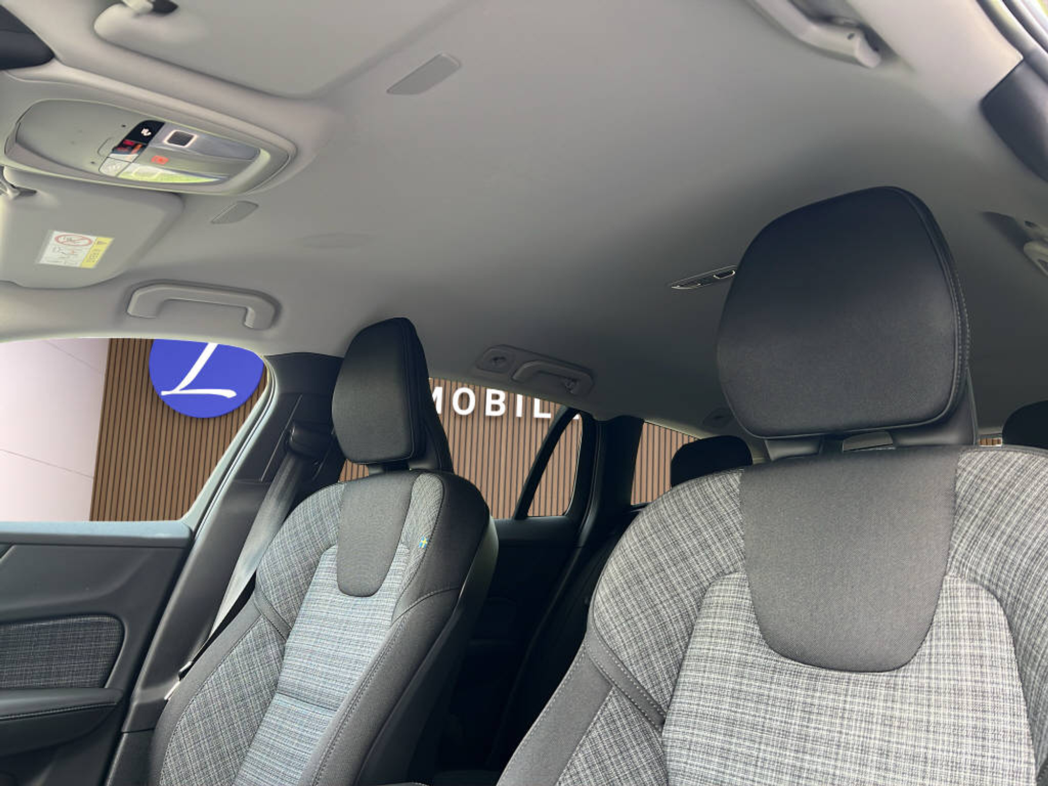 listing desktop thumbnail image 18