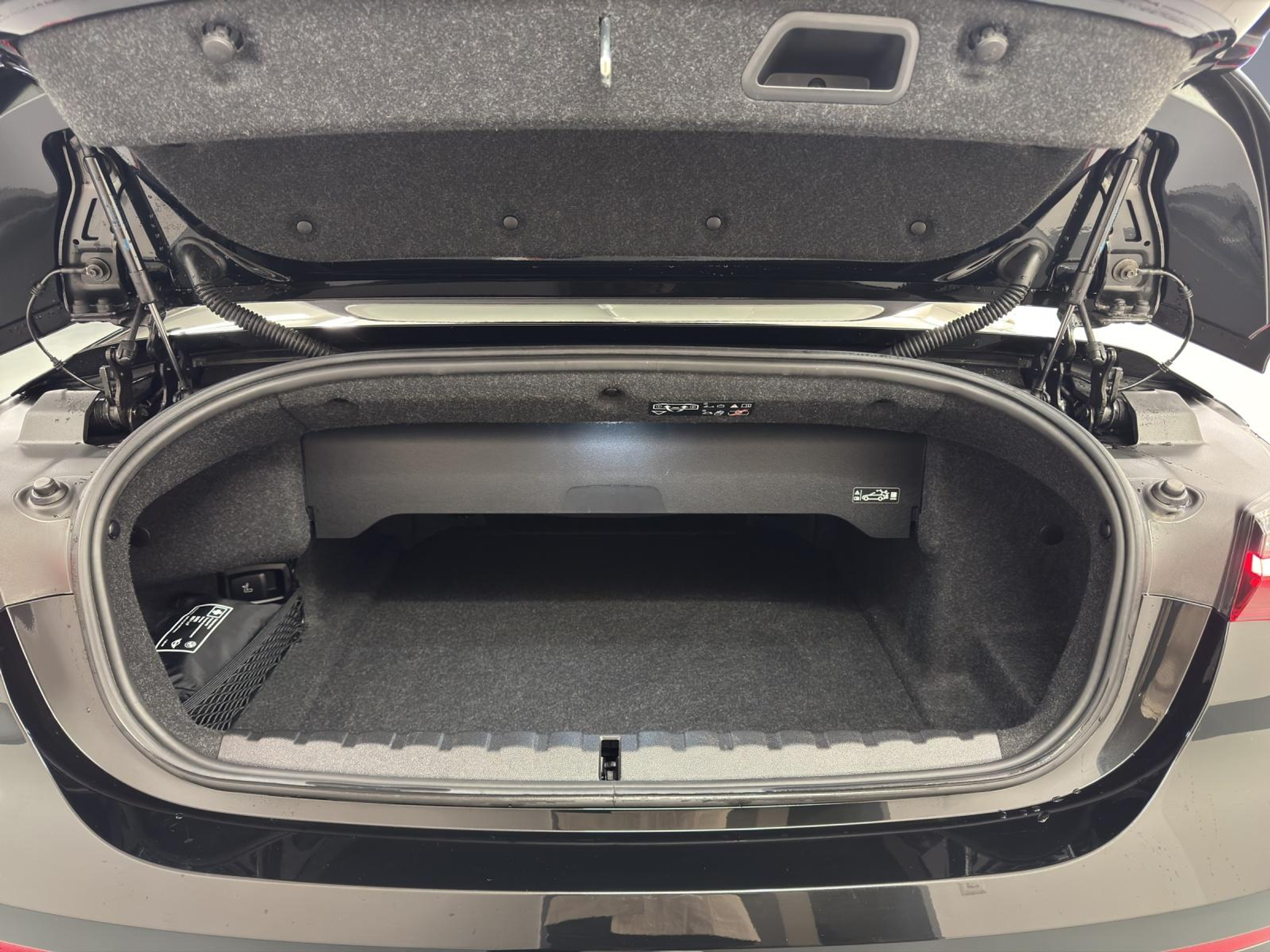 listing desktop thumbnail image 9