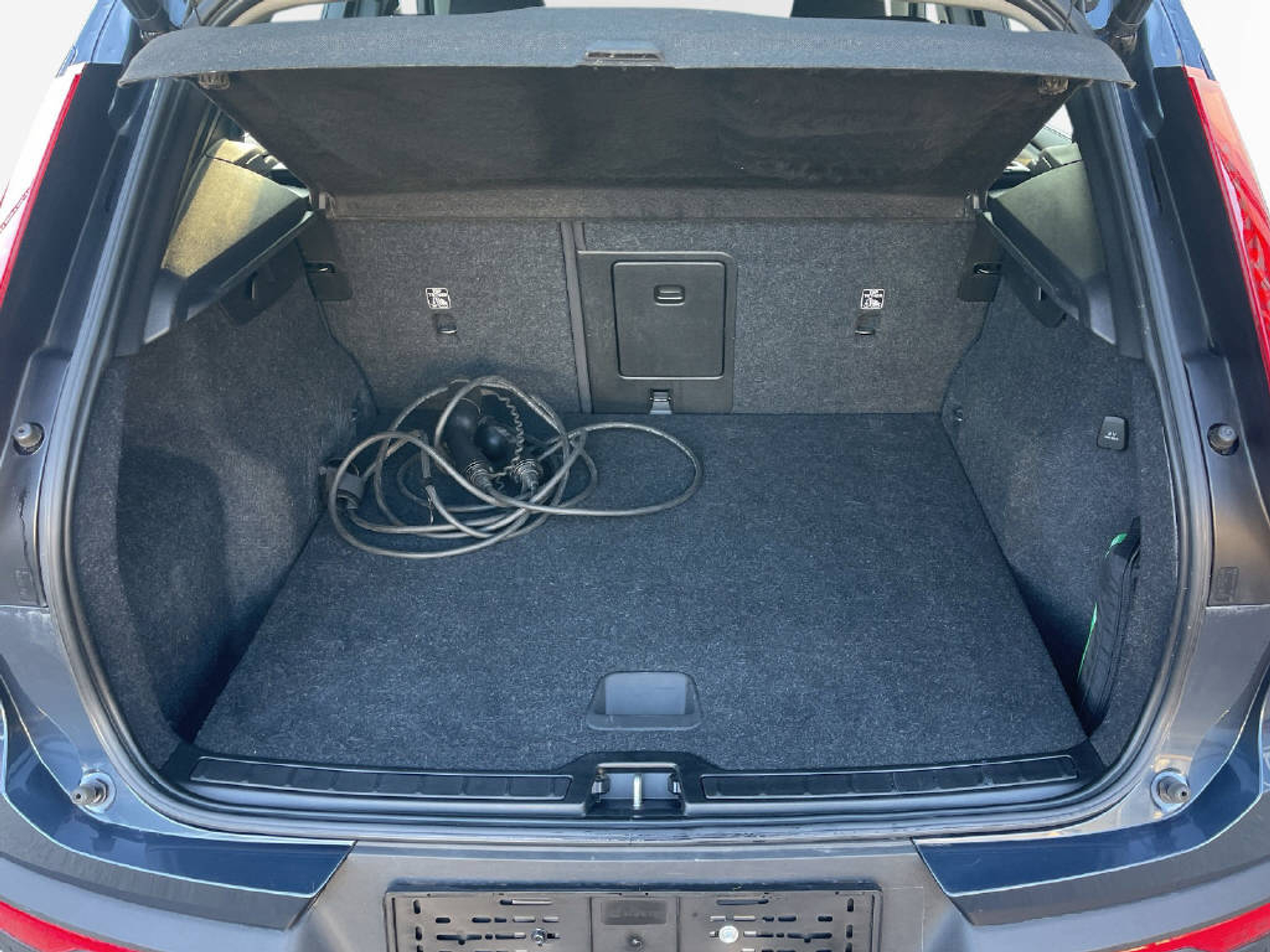 listing desktop thumbnail image 8