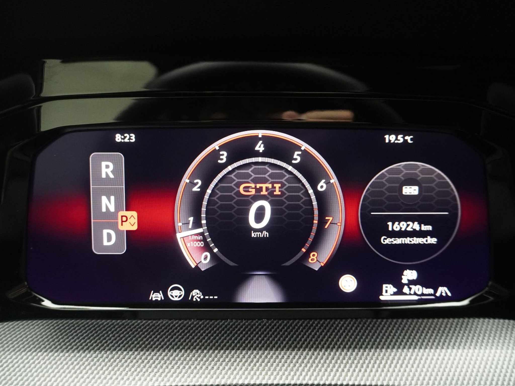 listing desktop thumbnail image 16