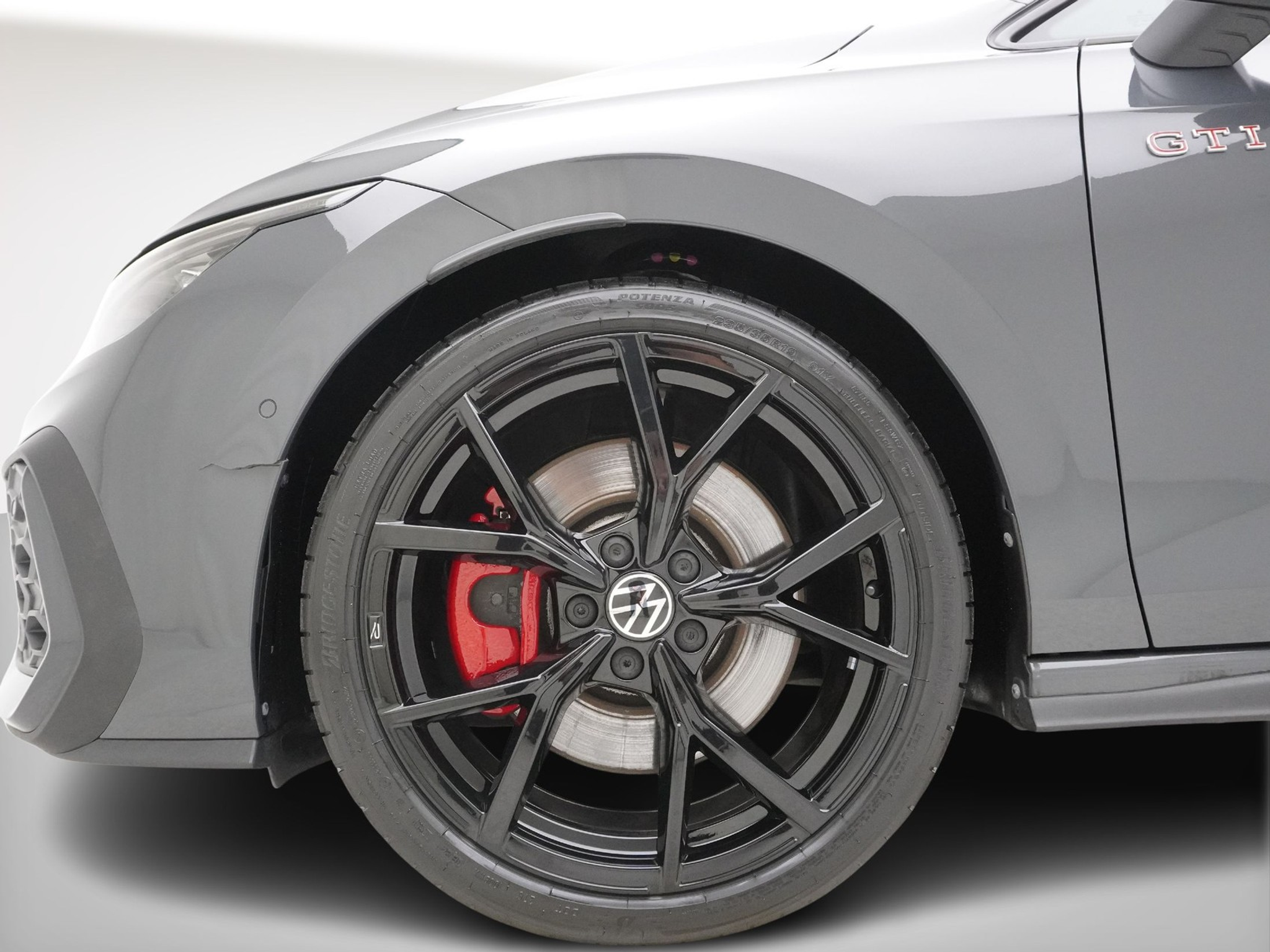 listing desktop thumbnail image 6