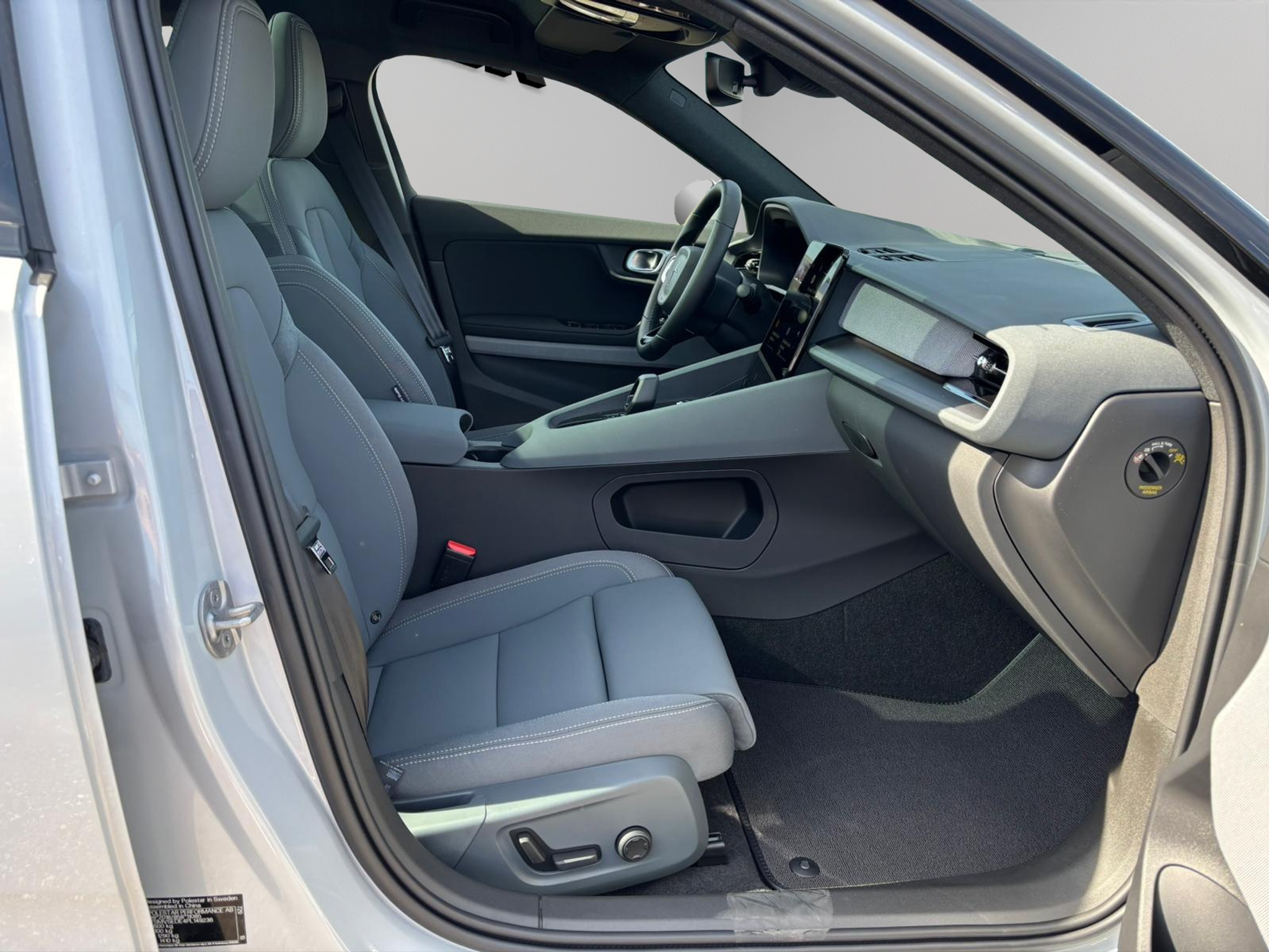 listing desktop thumbnail image 11