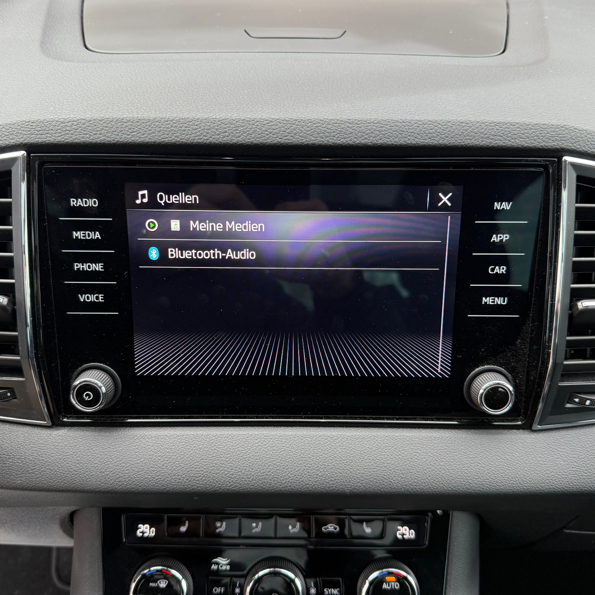 listing desktop thumbnail image 20