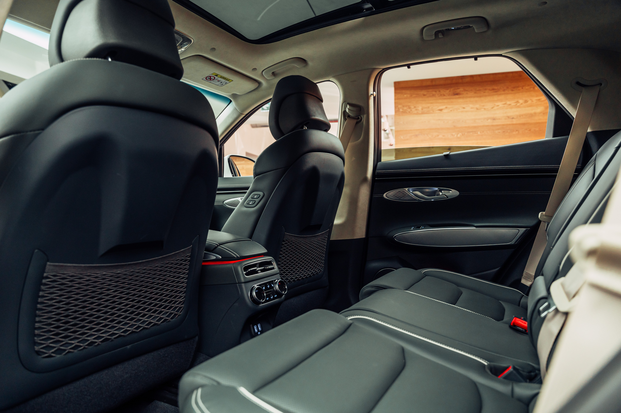 listing desktop thumbnail image 7