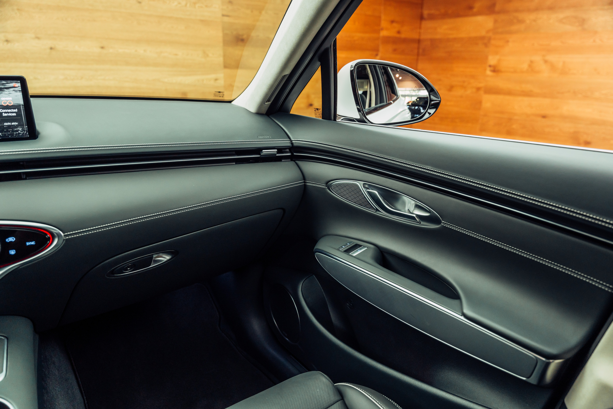 listing desktop thumbnail image 9