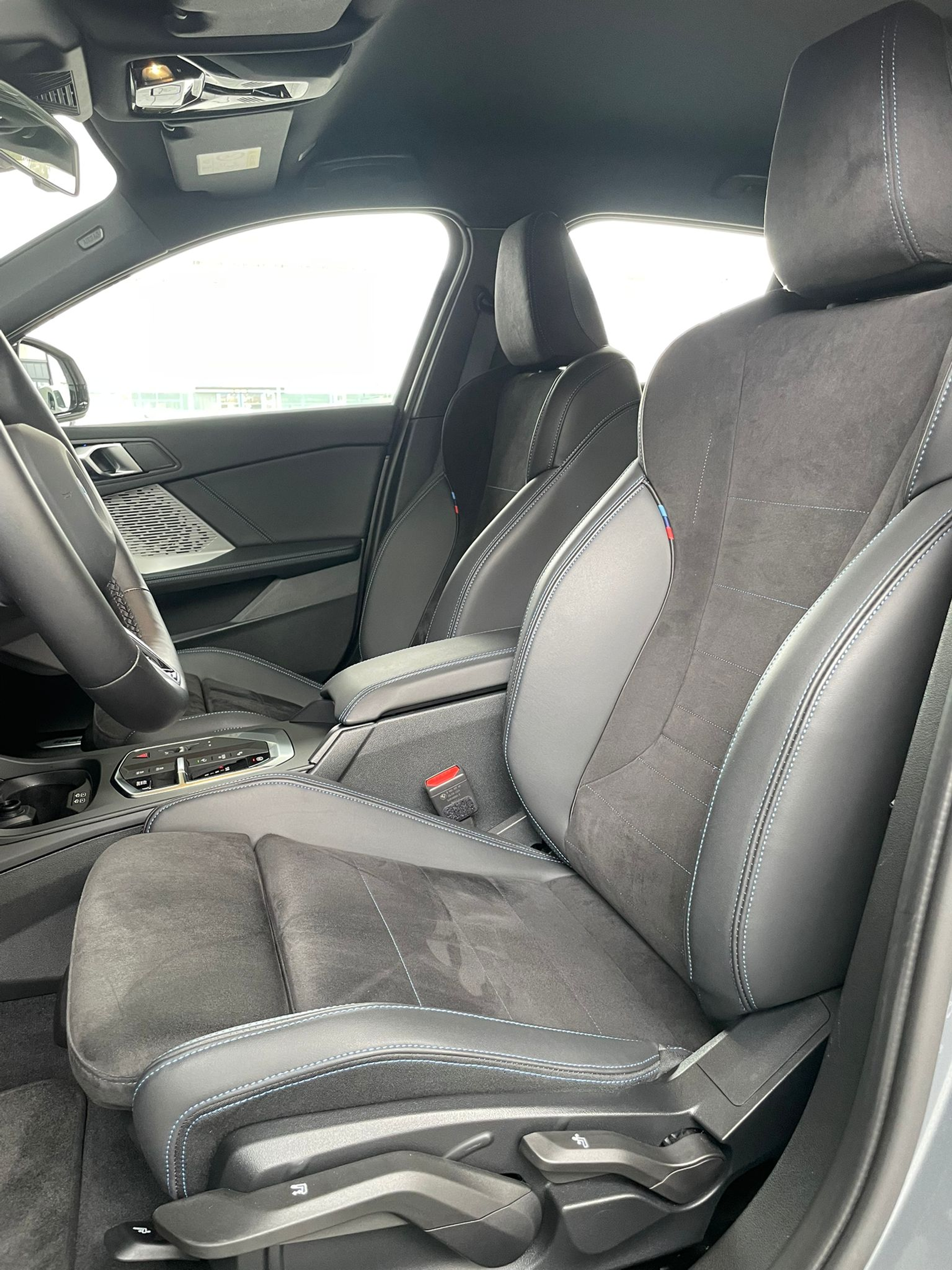 listing desktop thumbnail image 5