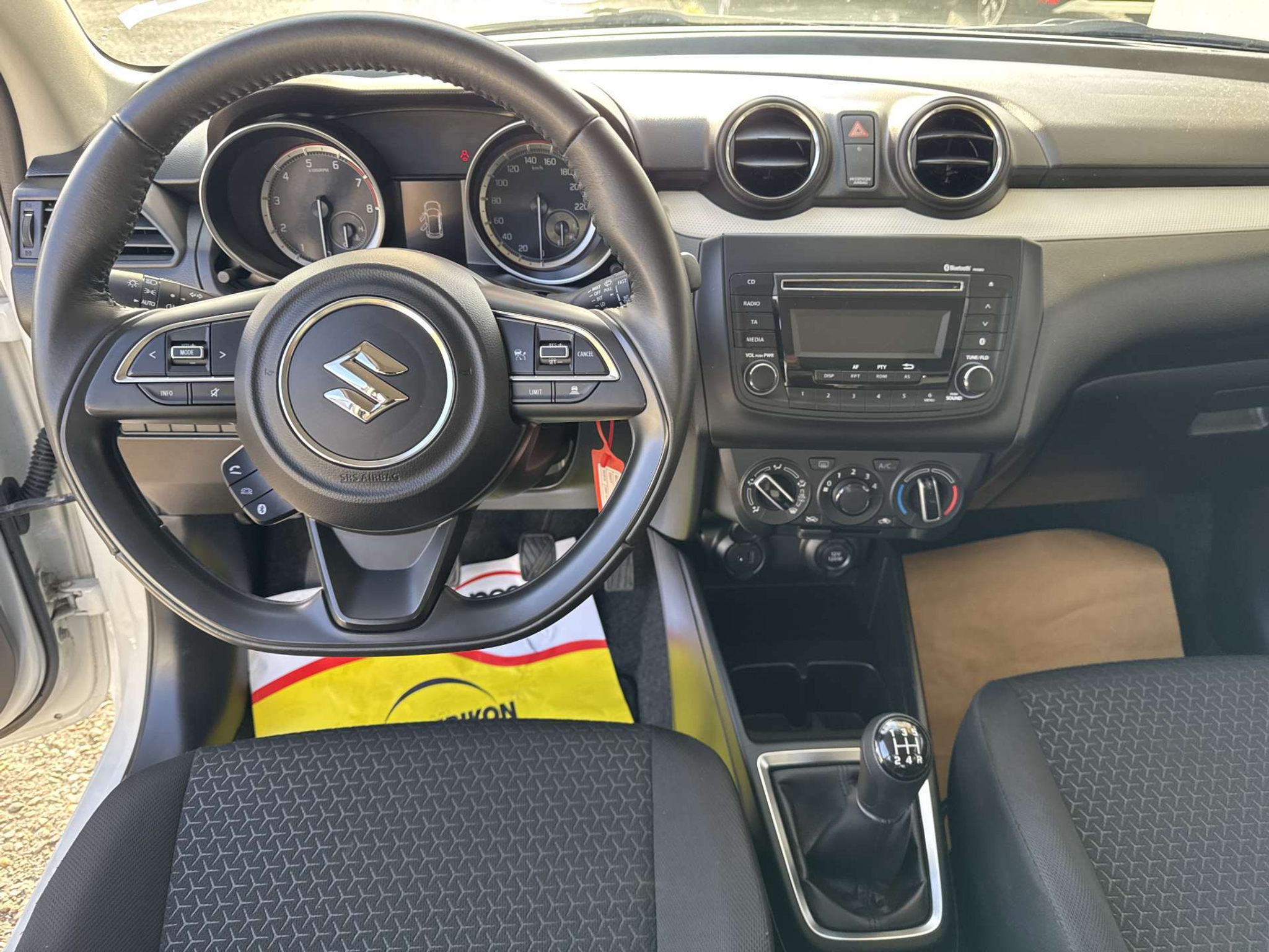 listing desktop thumbnail image 12