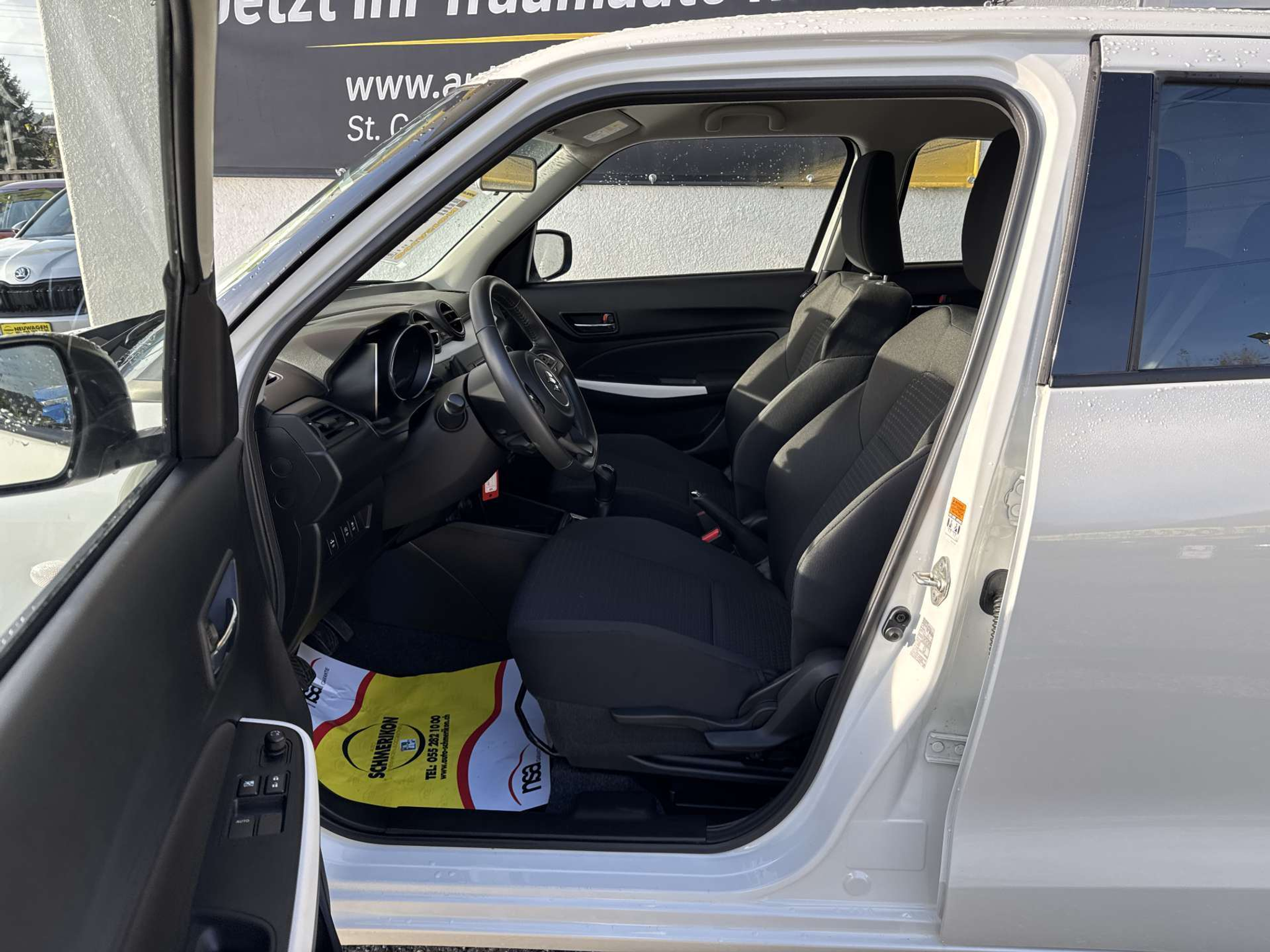 listing desktop thumbnail image 6