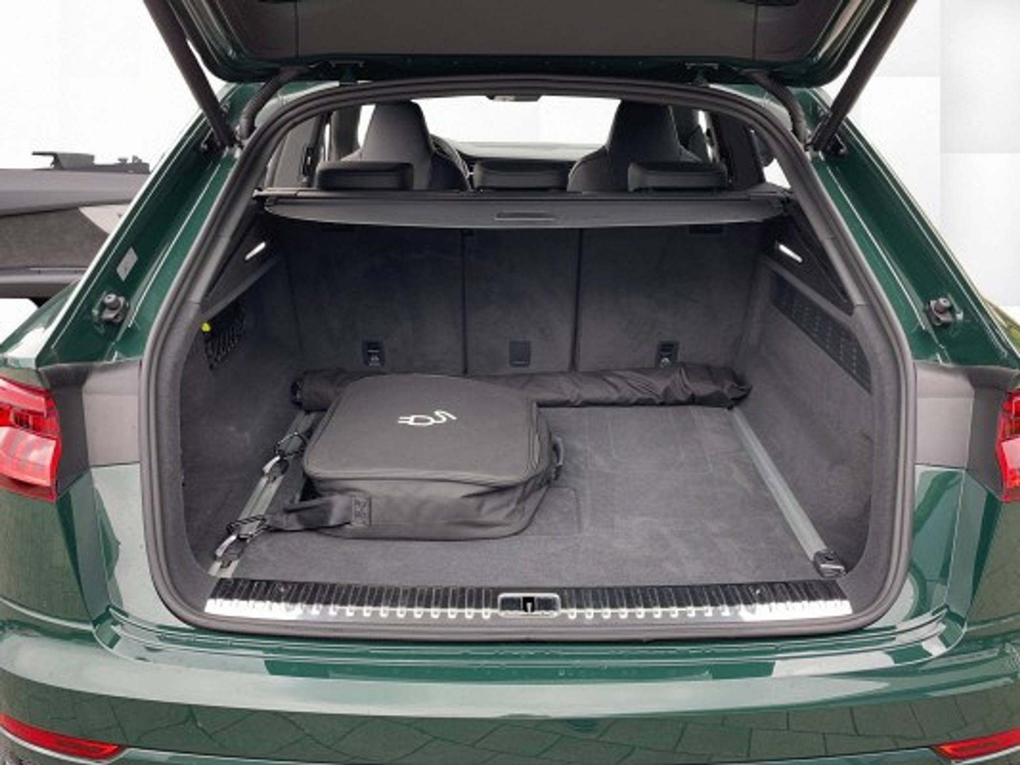 listing desktop thumbnail image 13