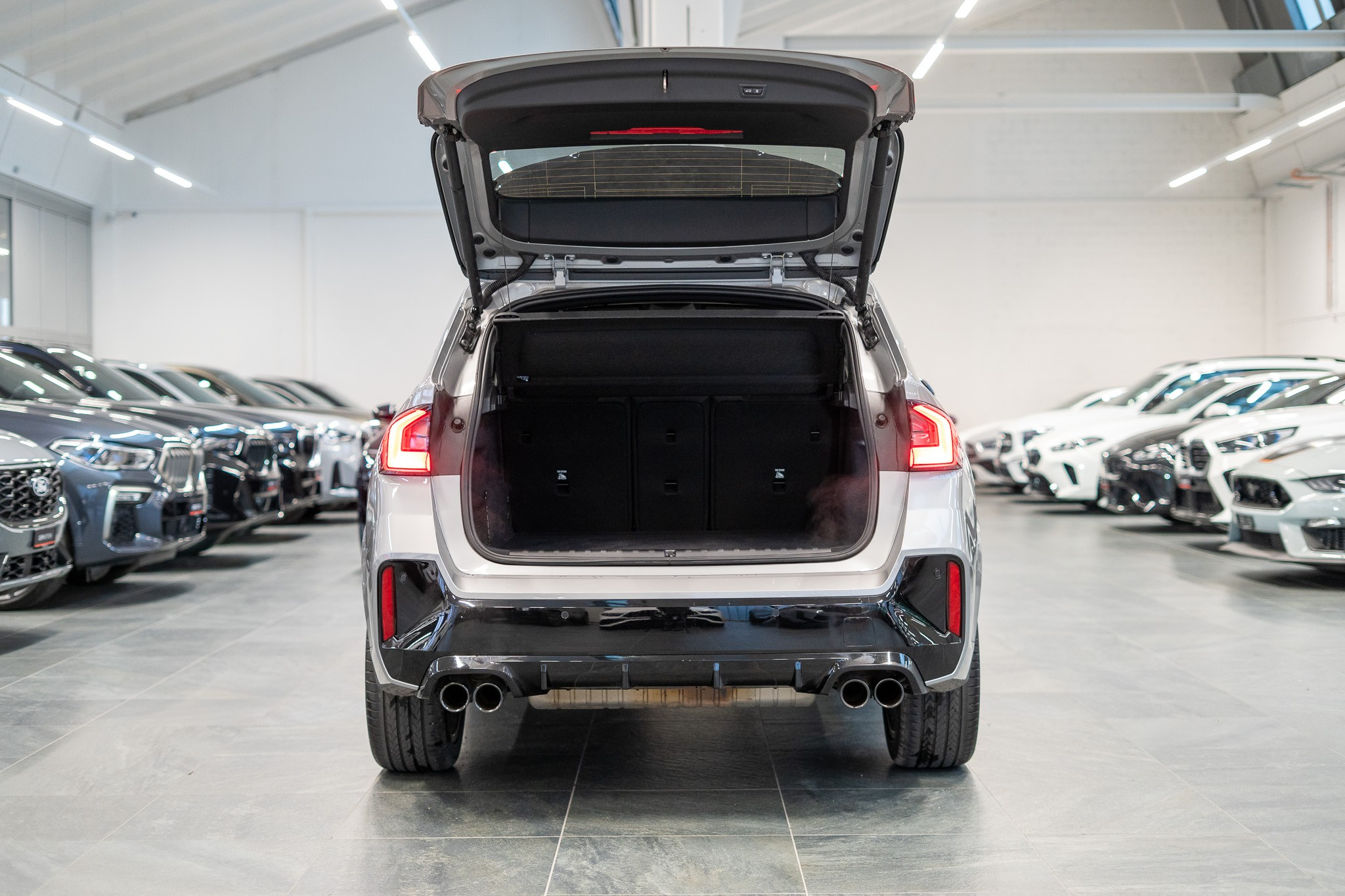 listing desktop thumbnail image 5