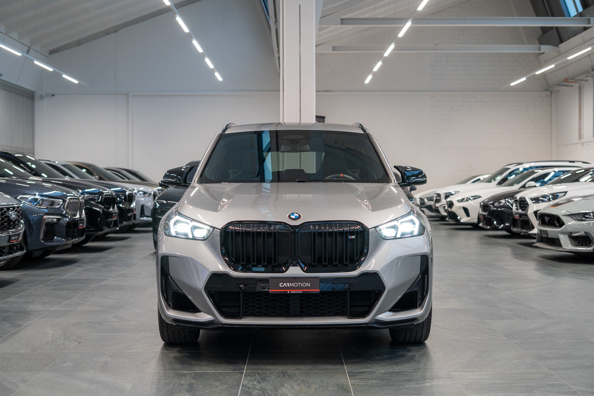 listing desktop thumbnail image 1