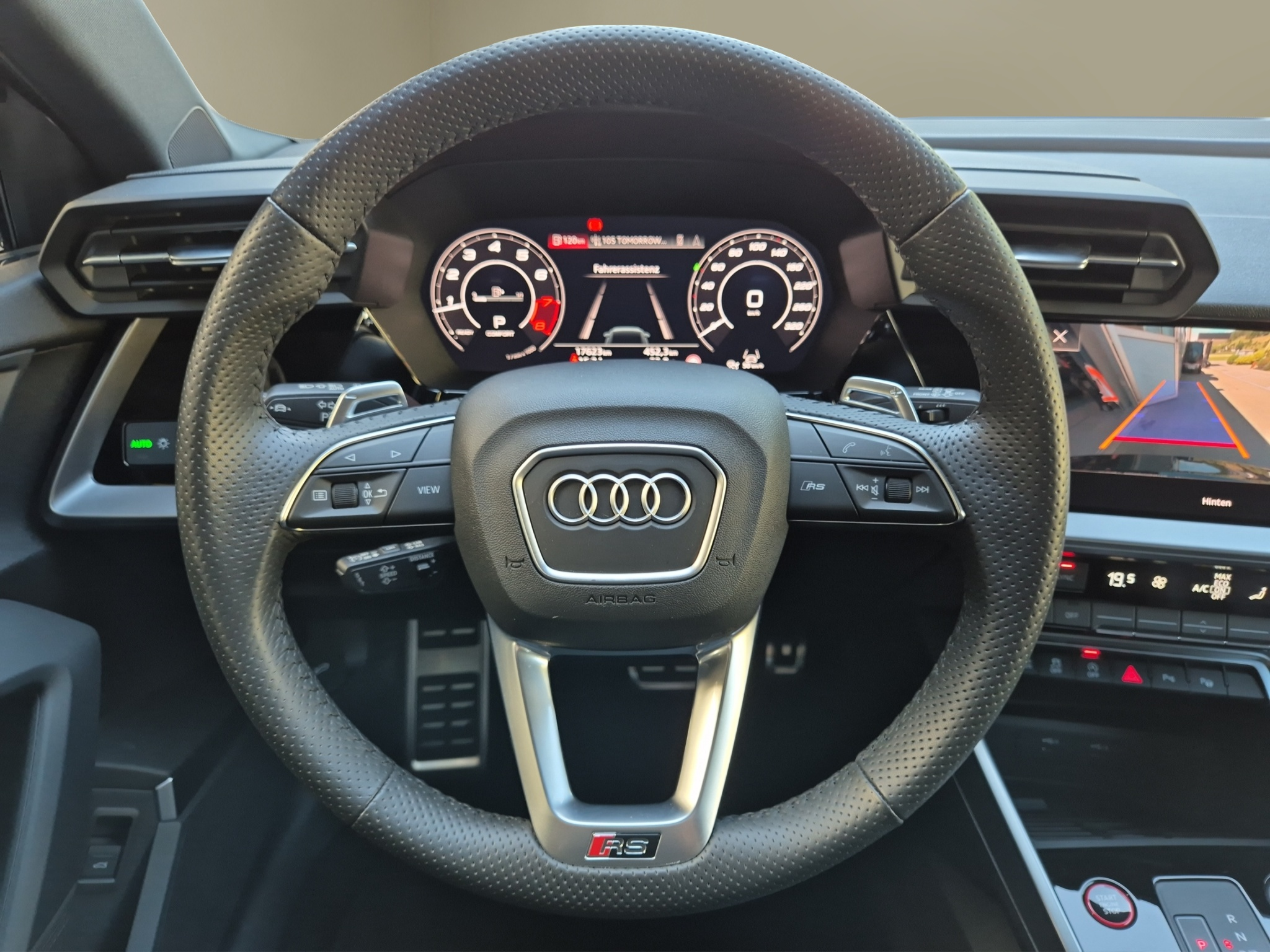 listing desktop thumbnail image 11