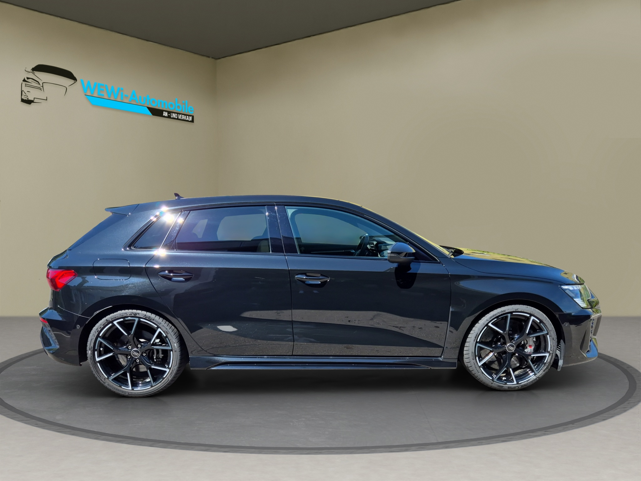 listing desktop thumbnail image 5