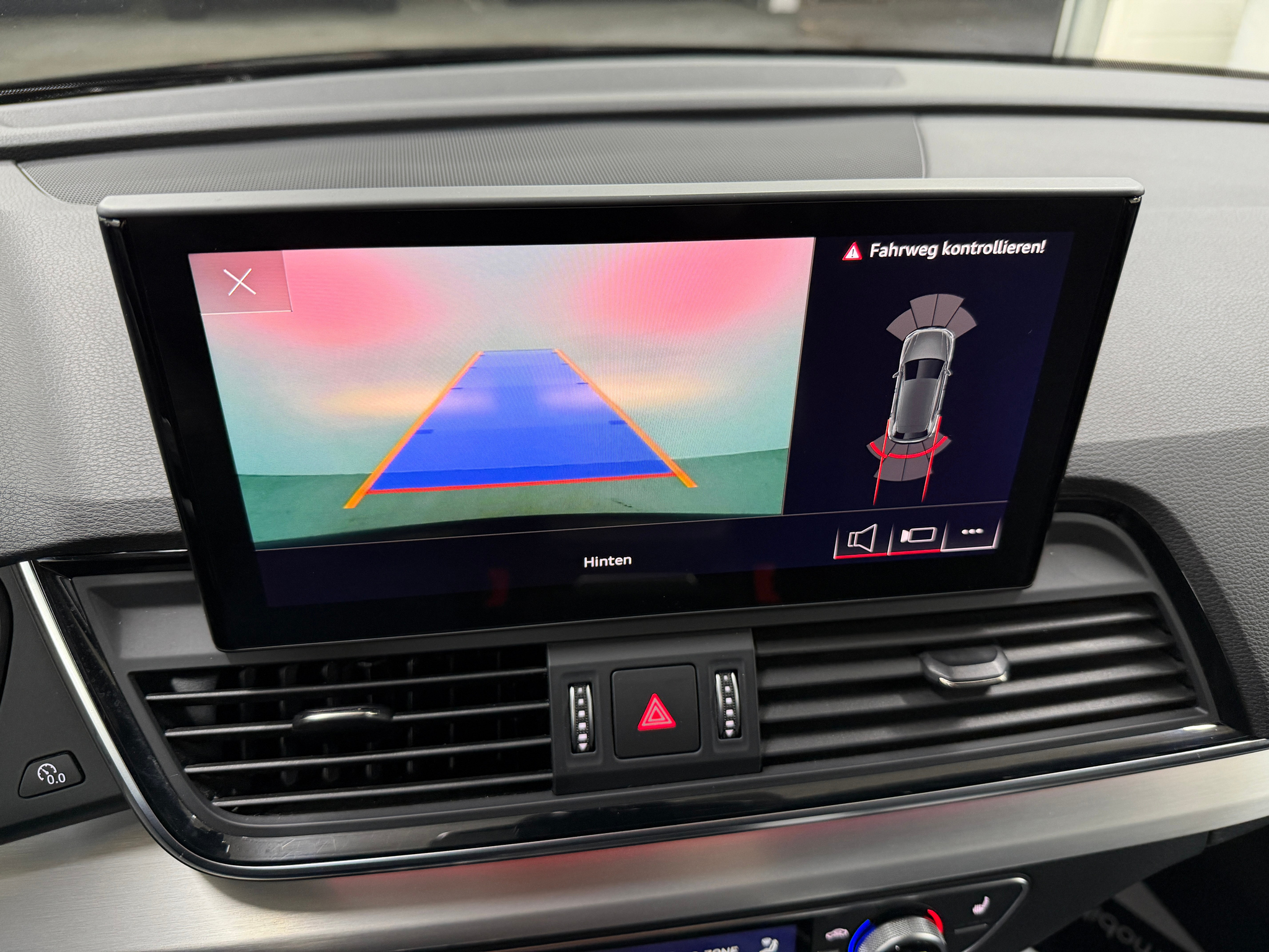 listing desktop thumbnail image 14