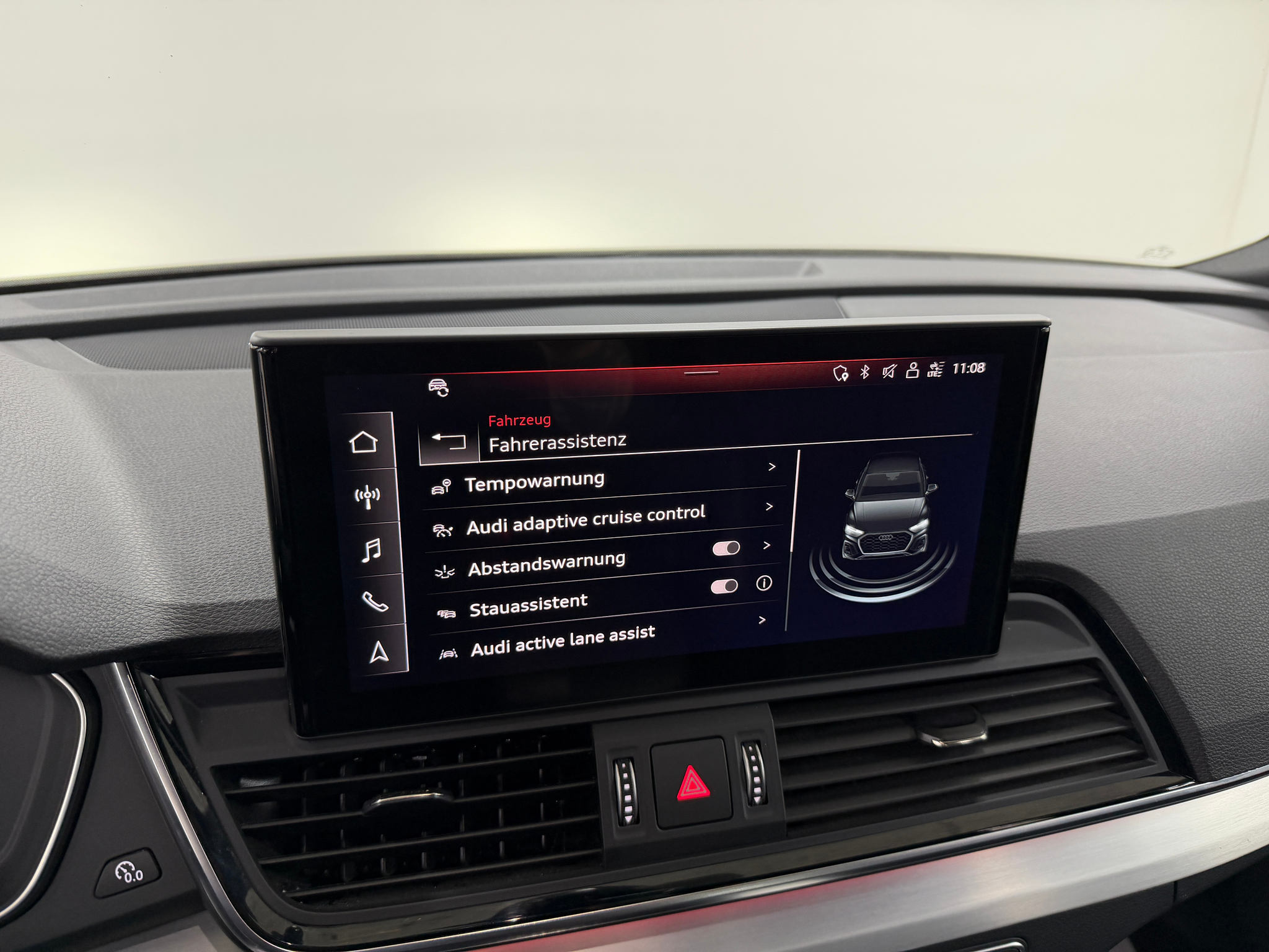 listing desktop thumbnail image 16