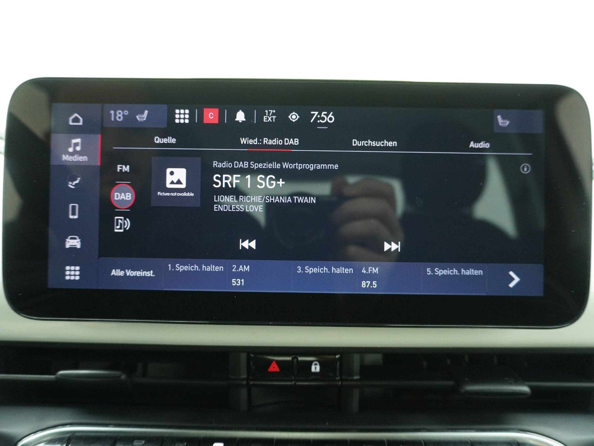 listing desktop thumbnail image 16