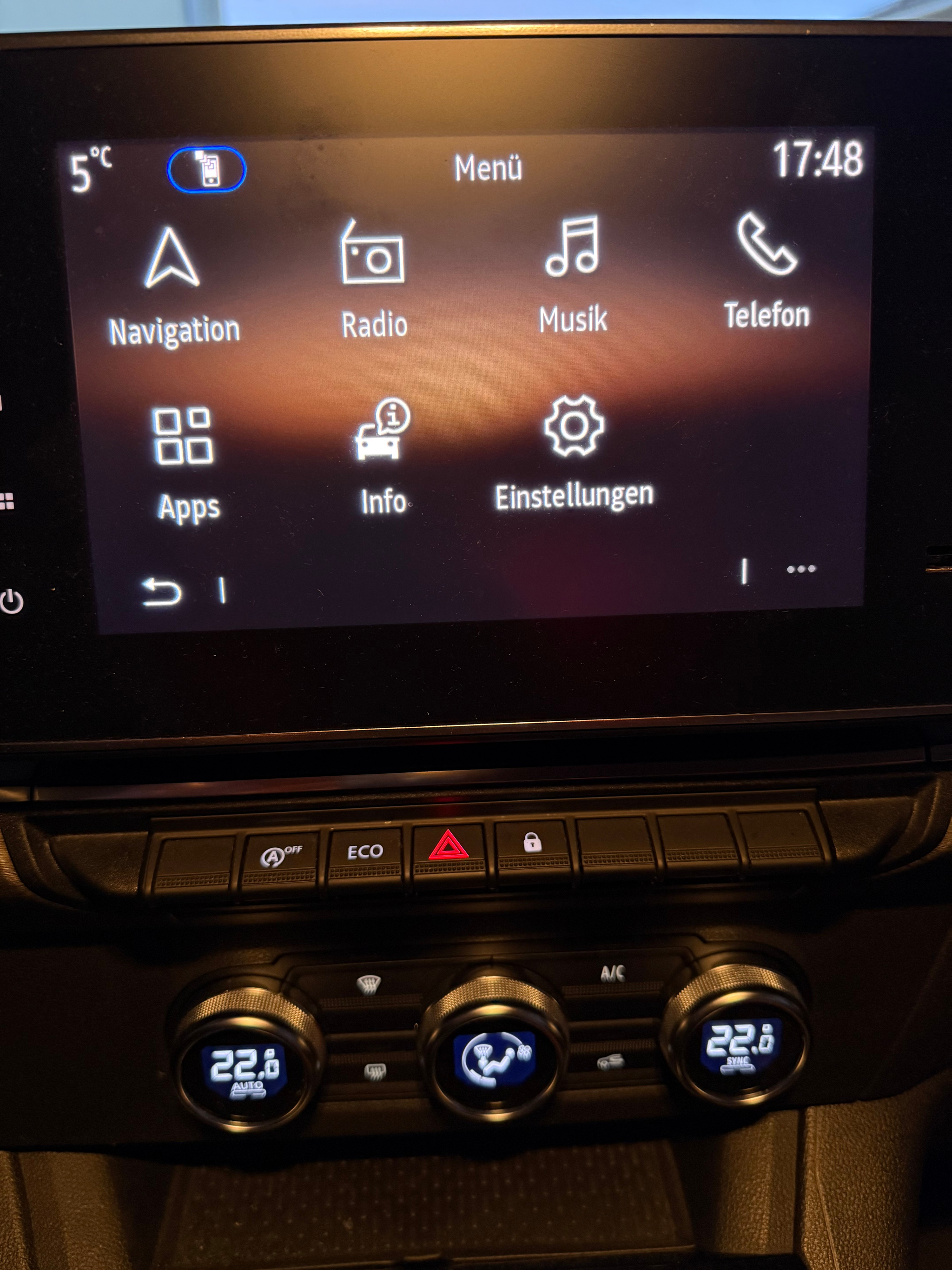 listing desktop thumbnail image 2