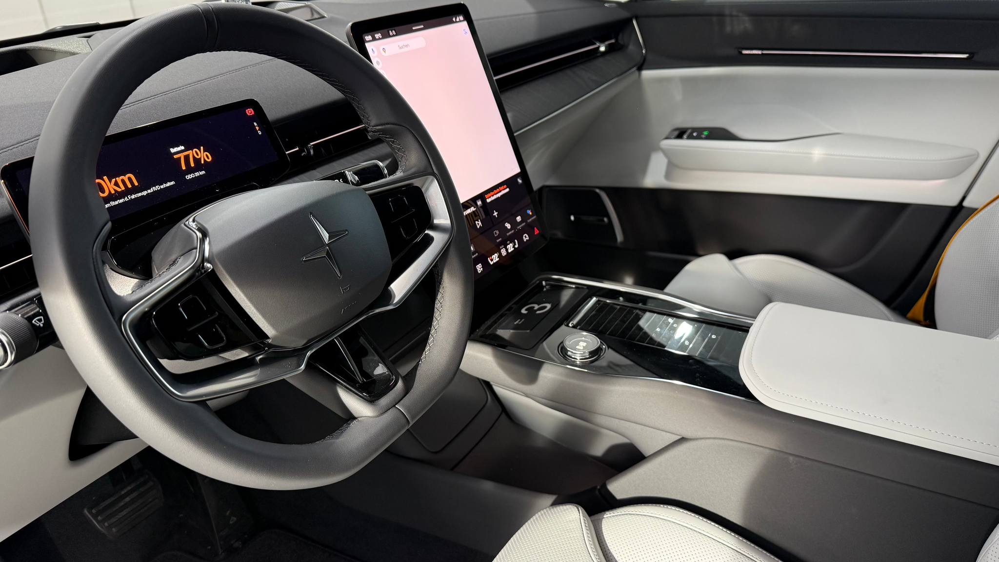 listing desktop thumbnail image 3