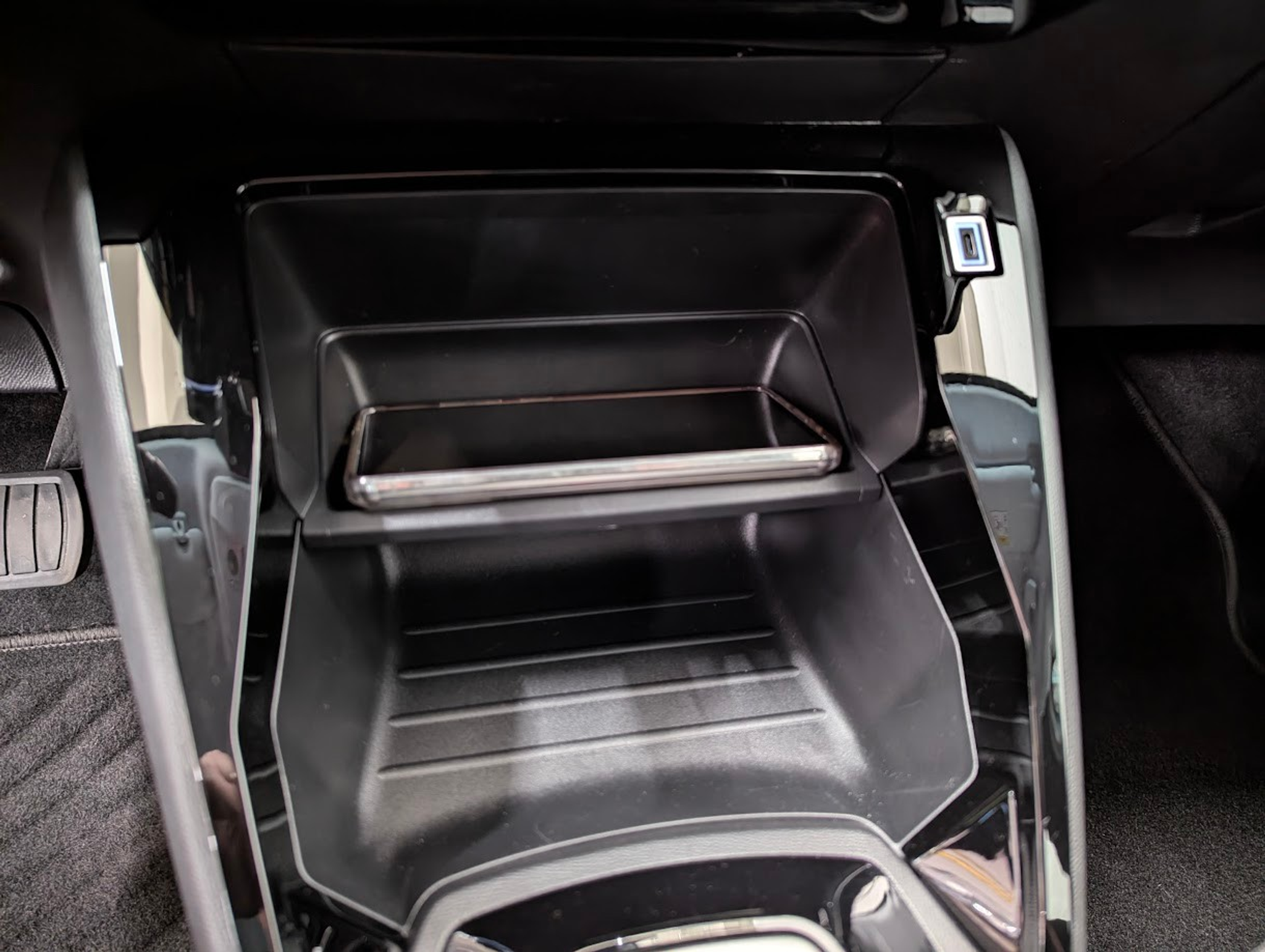 listing desktop thumbnail image 25