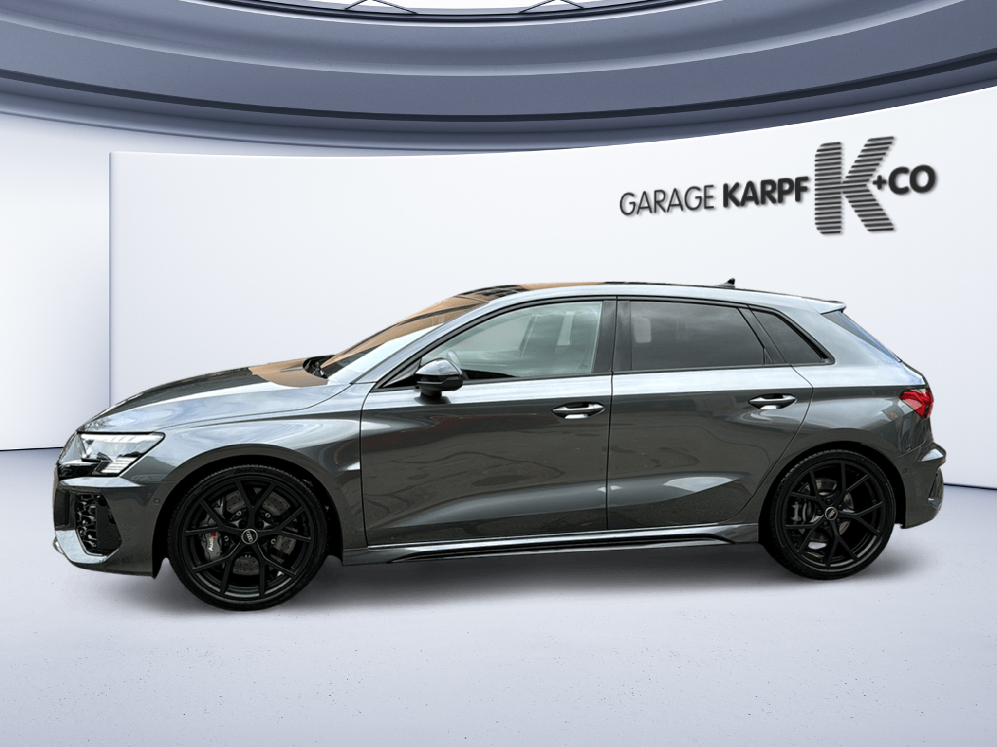 listing desktop thumbnail image 1